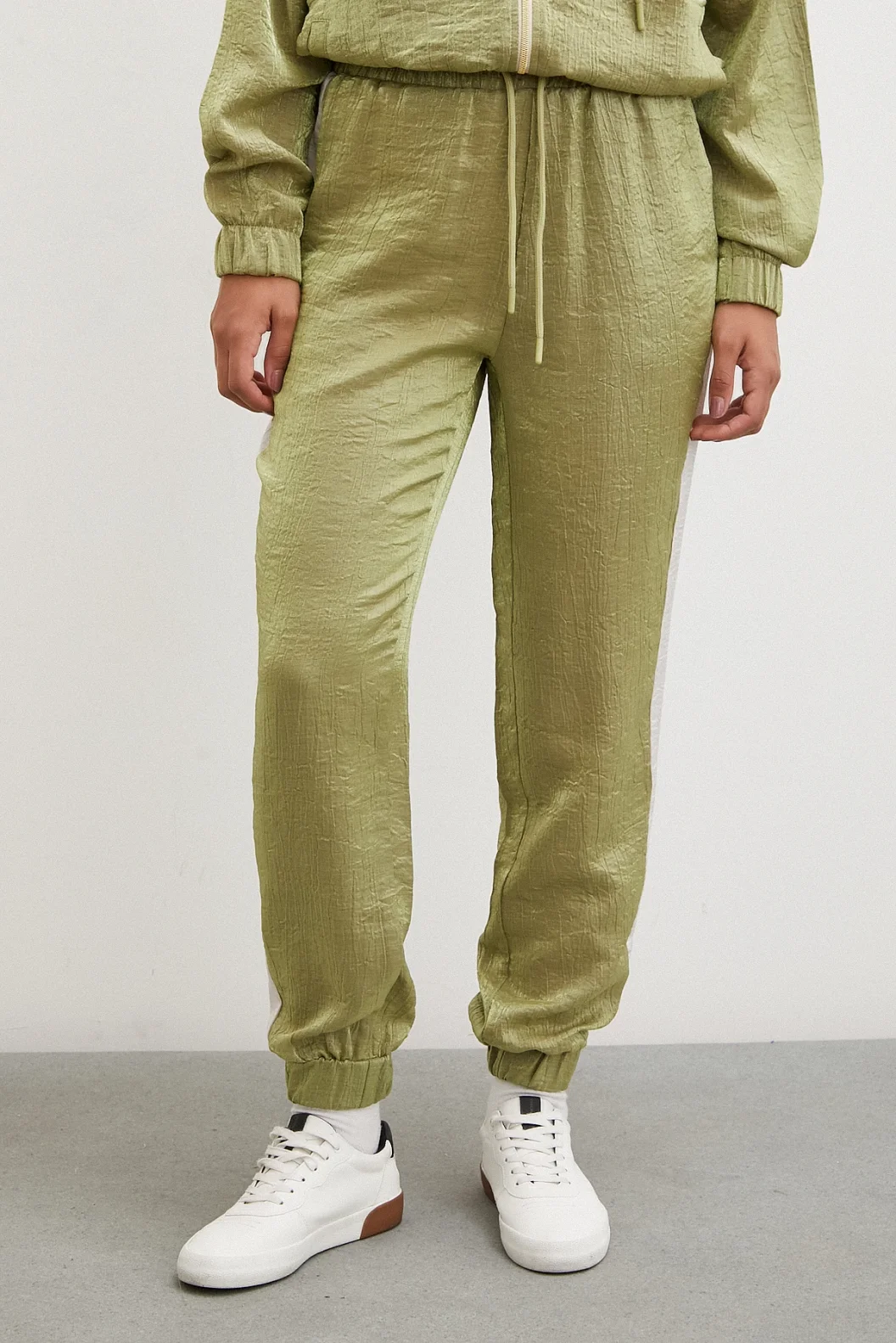 Striped Jogger Sweatpants Khaki