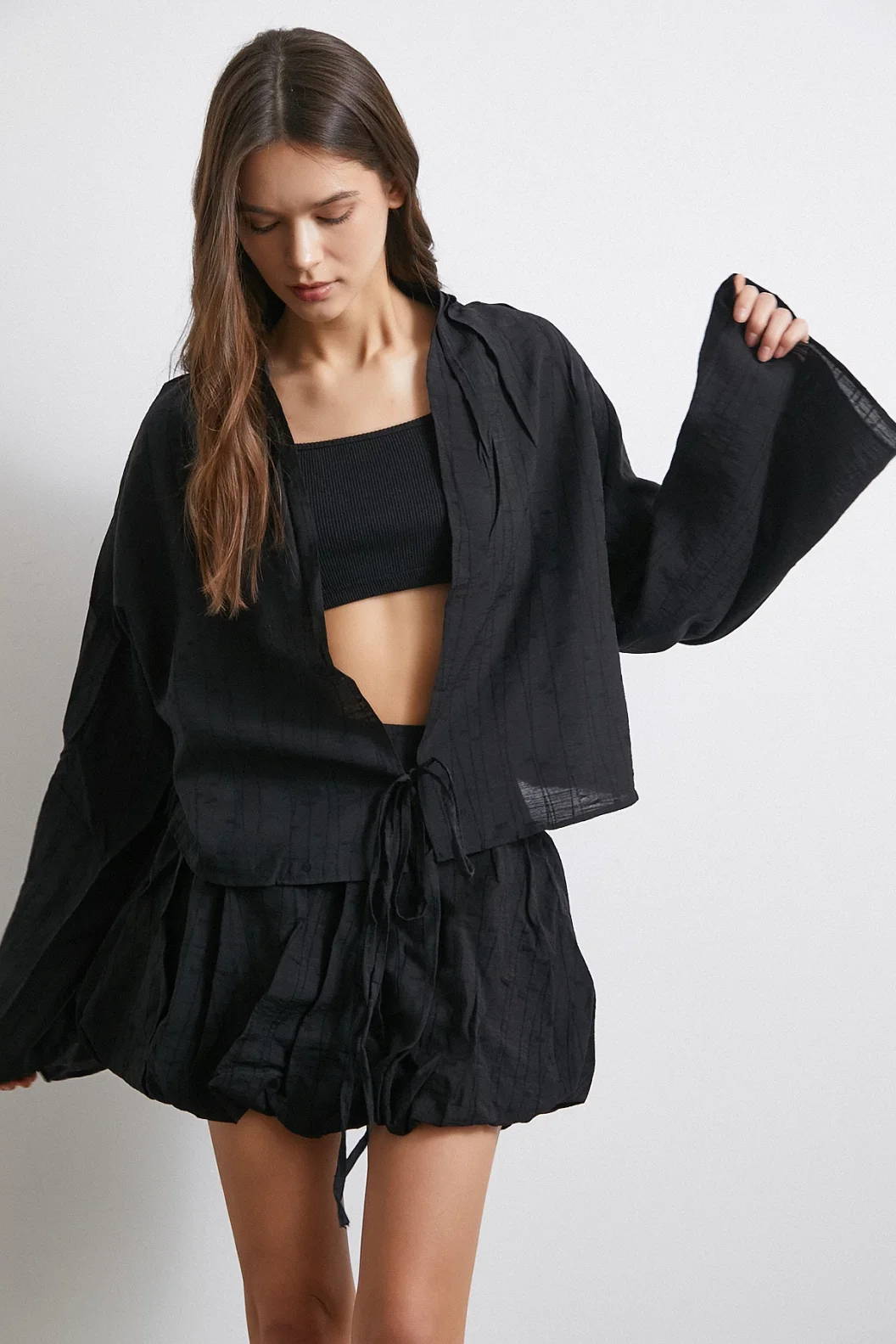 تنورة بالون مبطنة سوداء