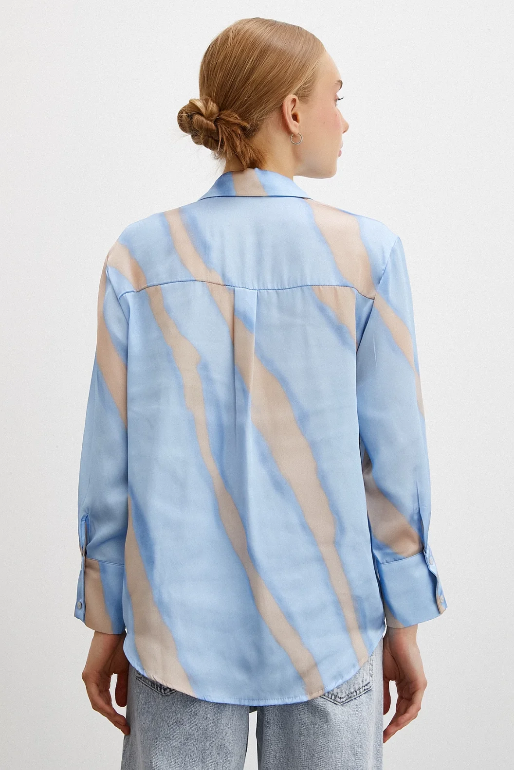 Patterned V Neck Satin Shirt Blue