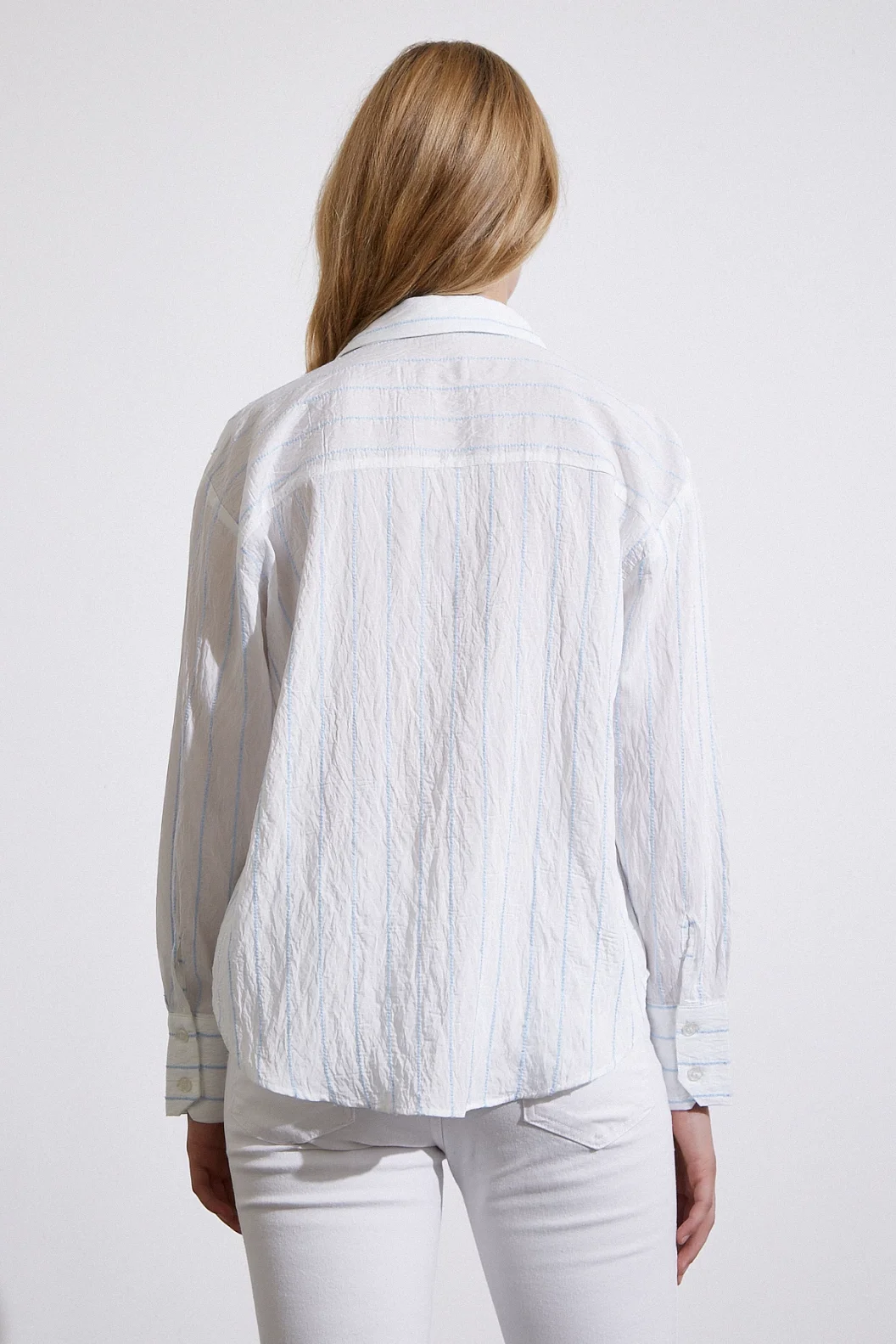 Gestreifte Tasche Blaues Hemd