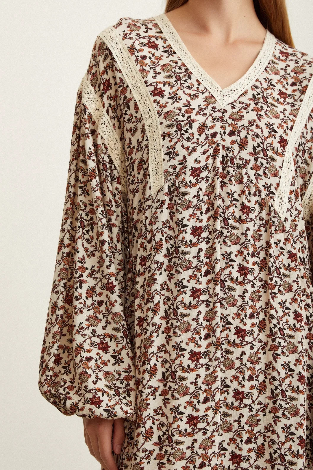 Embroidered Lace Dress Beige