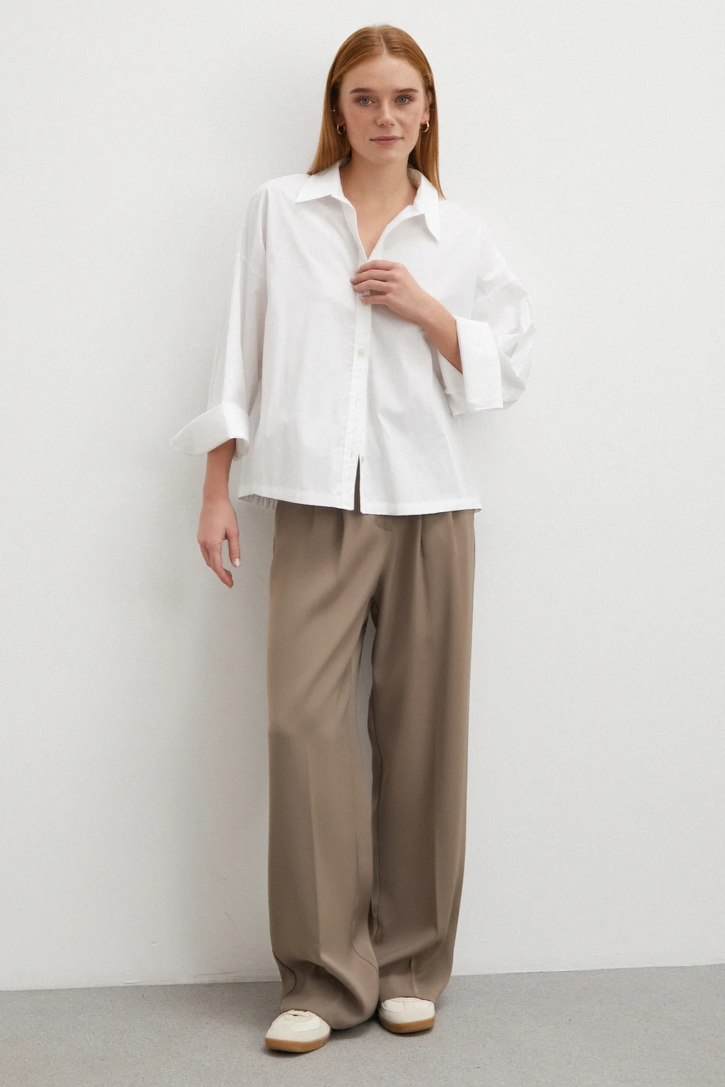 Beli Lastikli Pileli Geniş Paça Pantolon Vizon