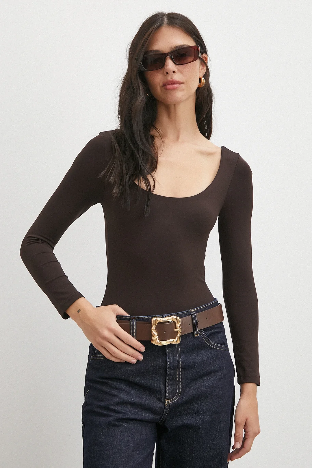 U Yaka Uzun Kollu Çıtçıtlı Bodysuit Kahve