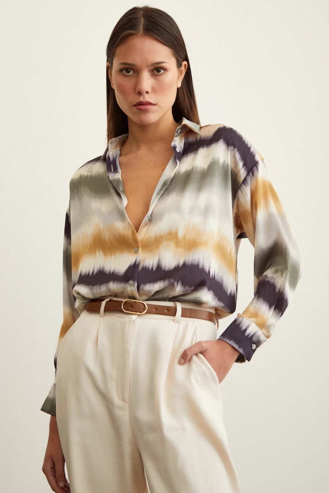 Fließende Farbige Hemdbluse Khaki