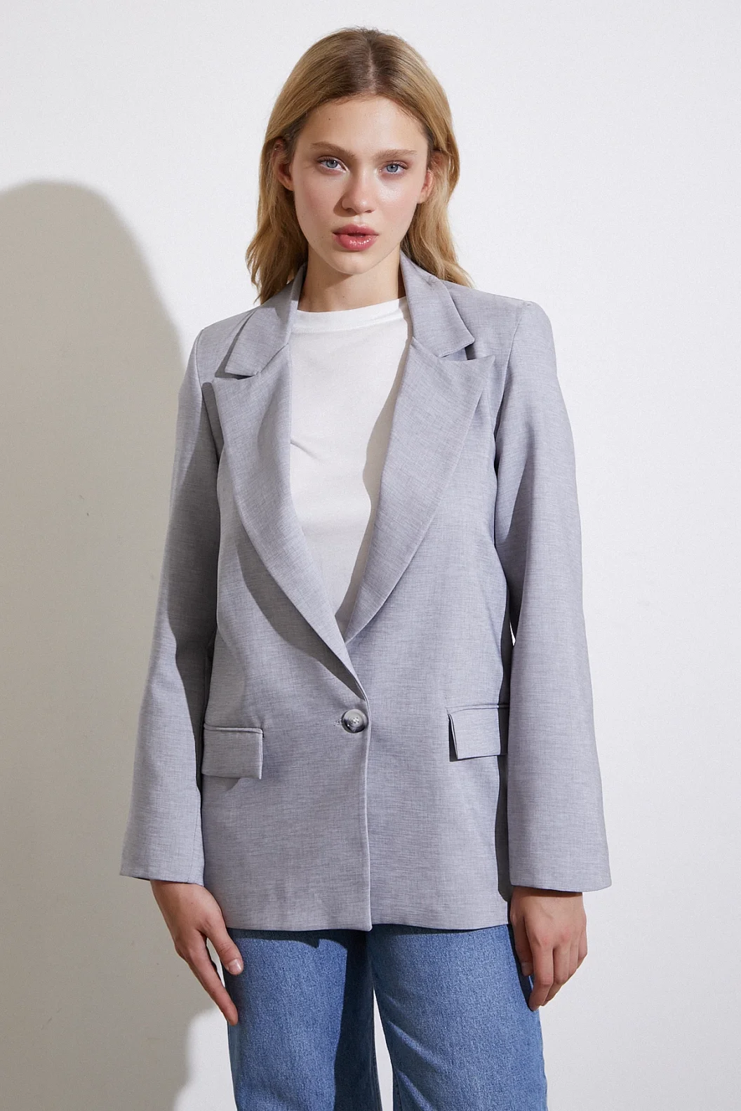 سترة بليزر بزر واحد رمادي