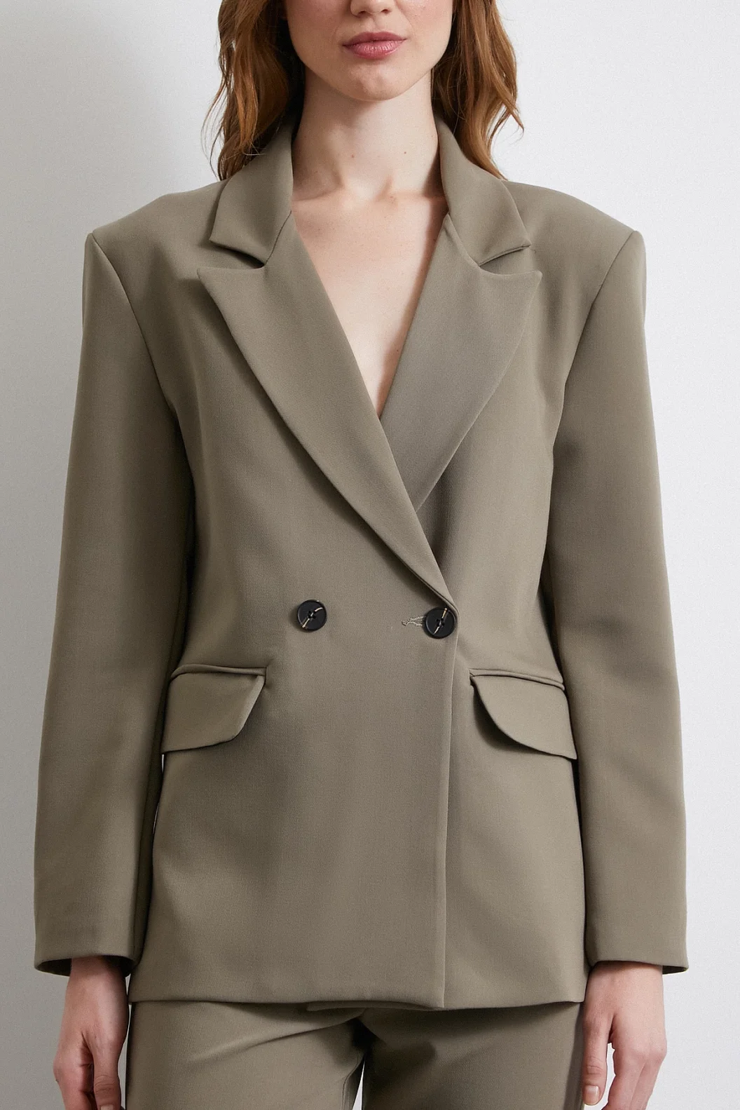 سترة بوليفيسك كلاسيكية بلون كاكي