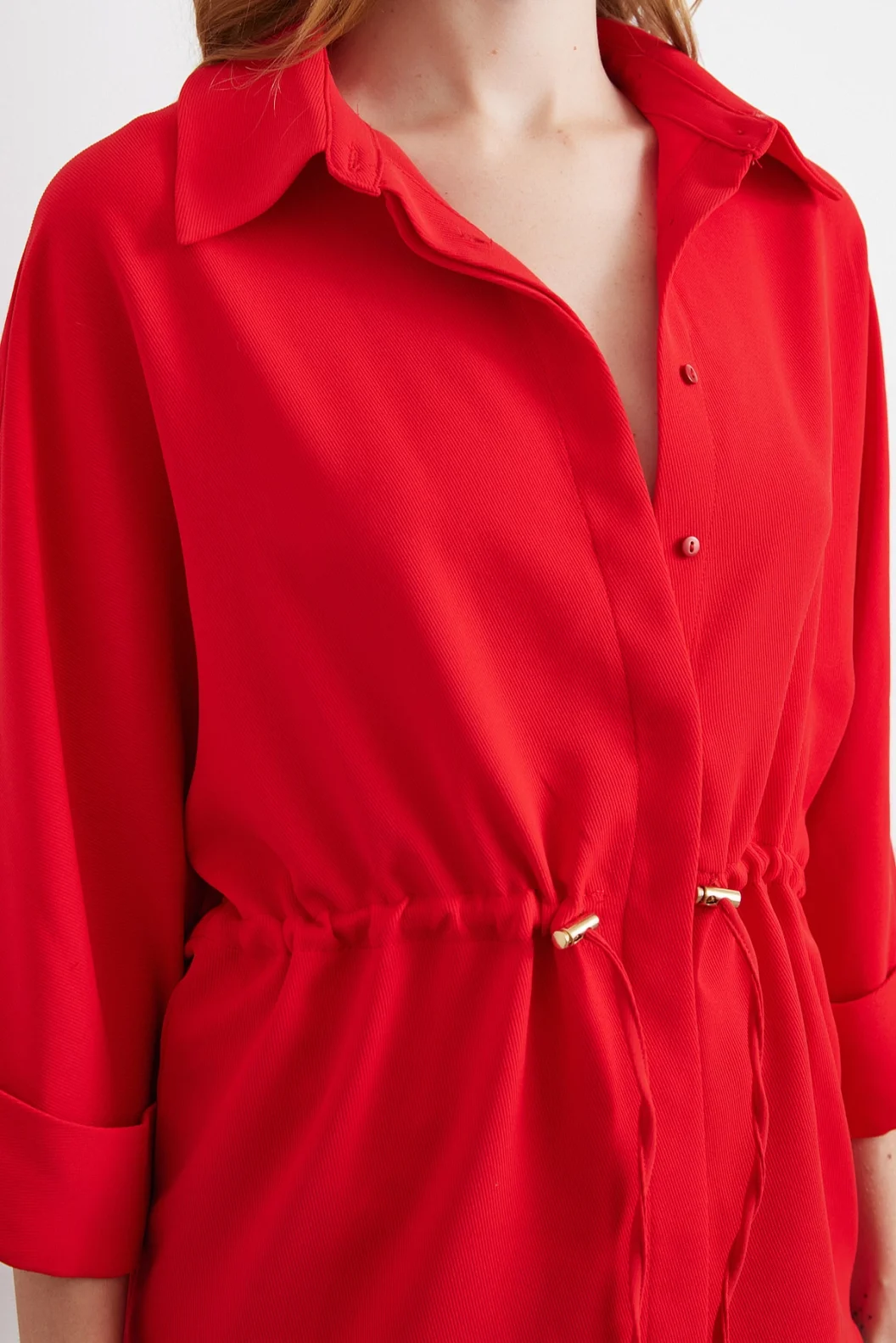 قميص كيمونو أحمر مجعد