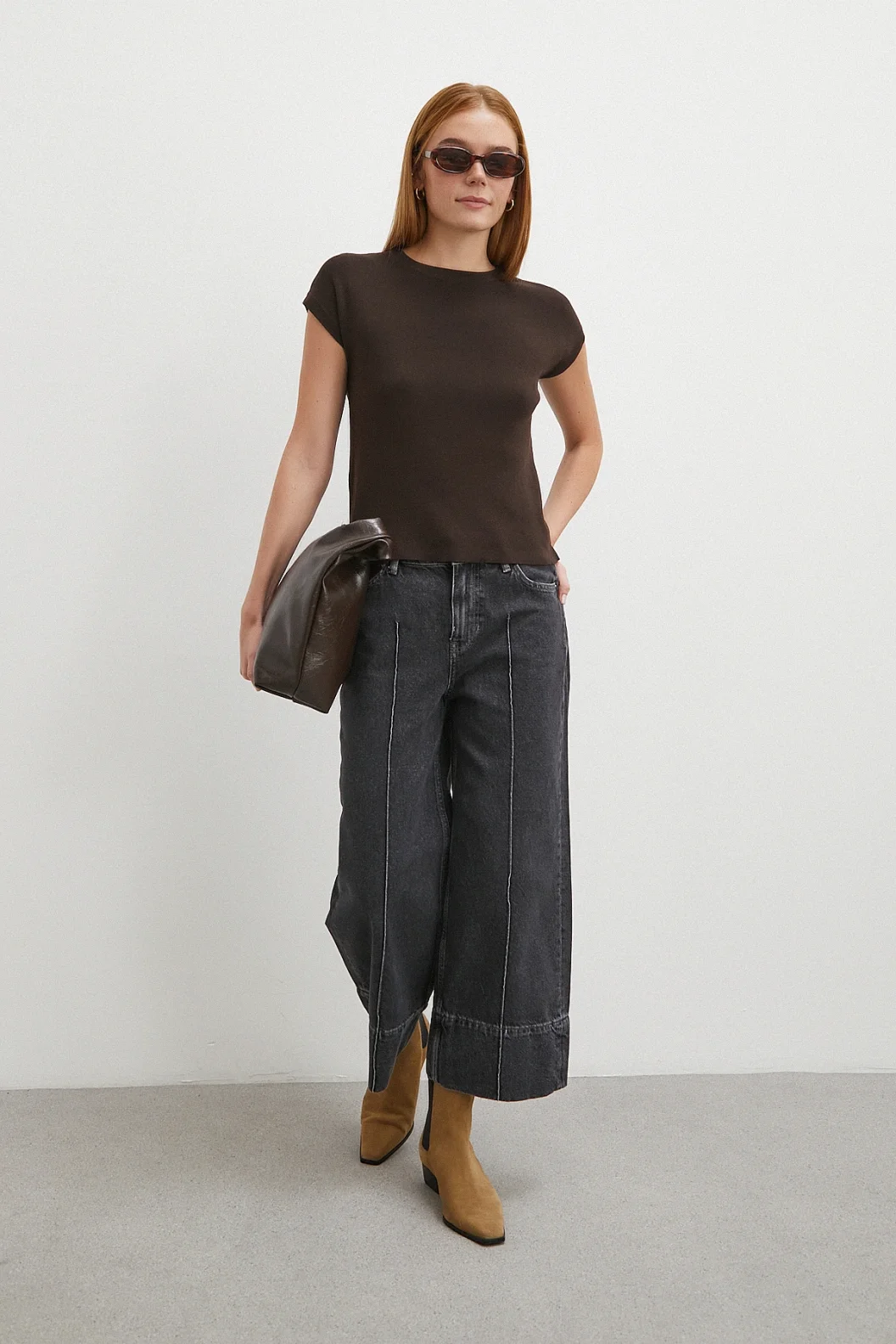 Yüksek Bel Paça Detaylı Jean Füme