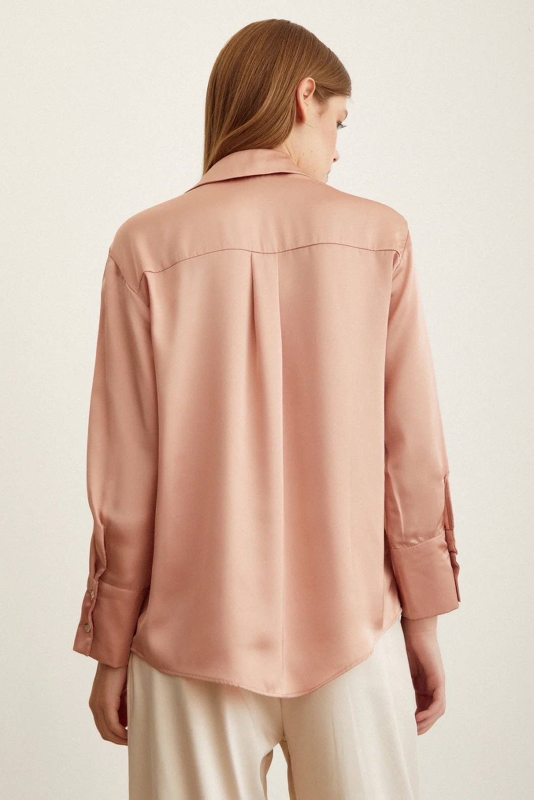Basic Saten قميص بودرة