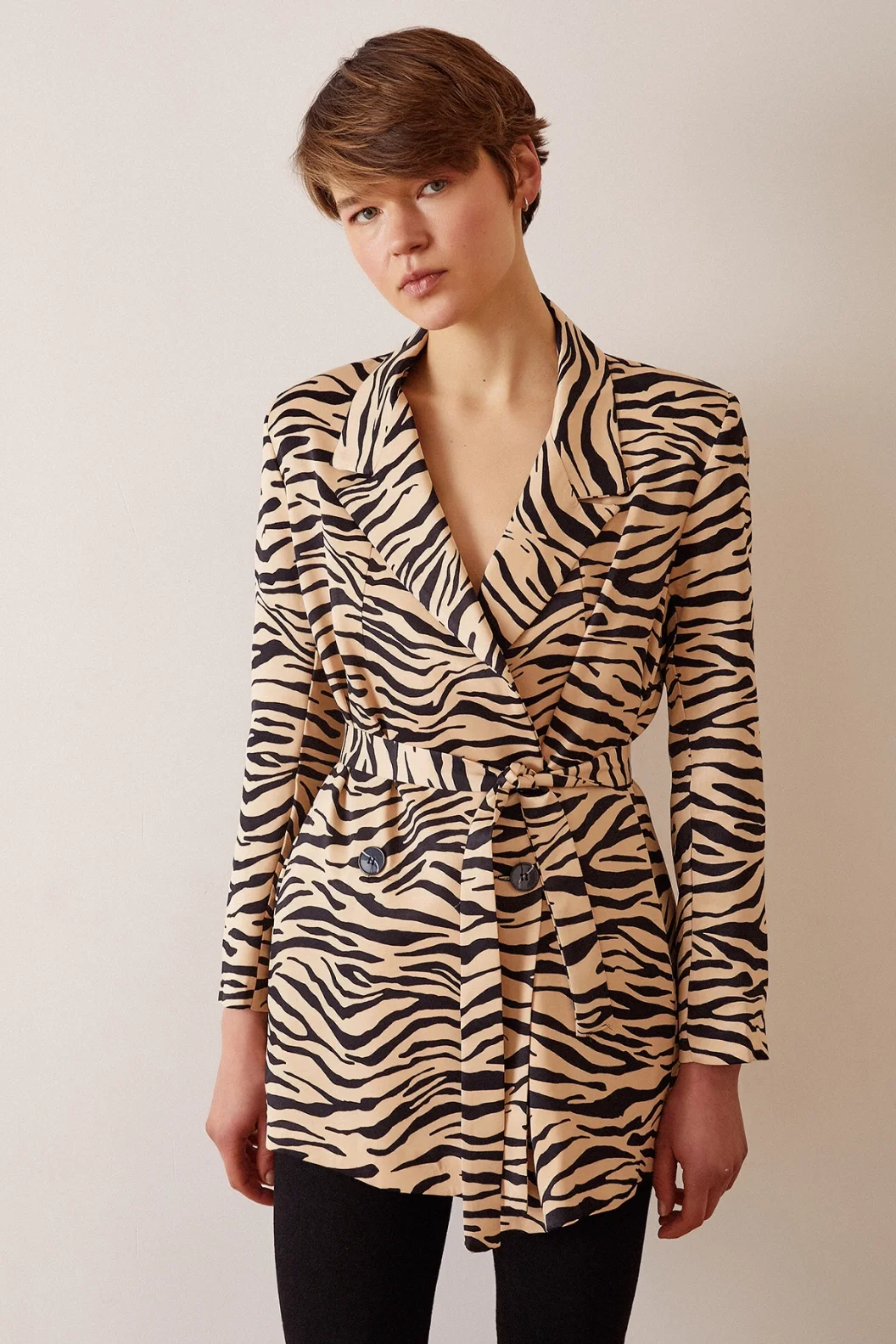 Düğmeli Kuşaklı Blazer Ceket Leopar