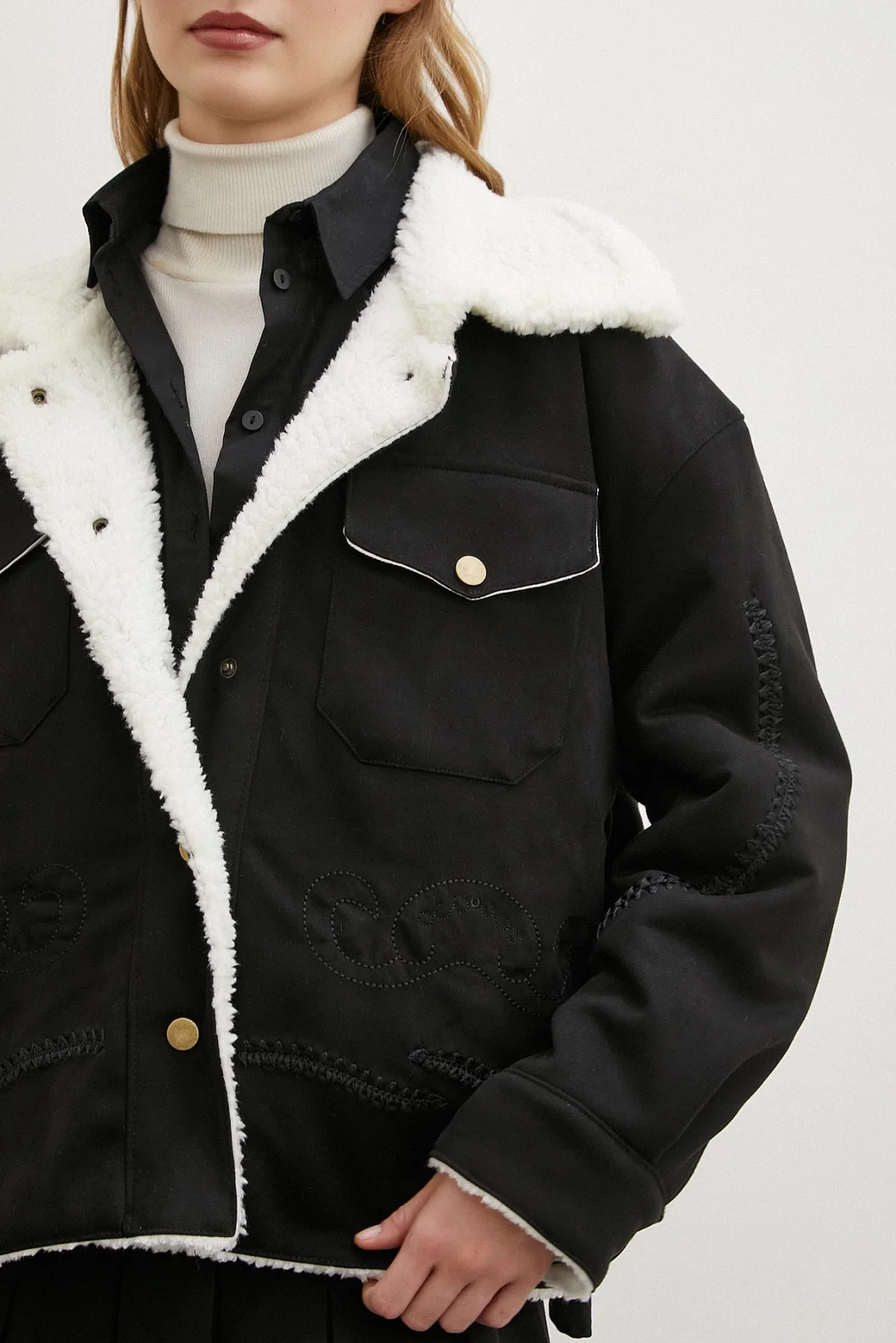 Velours gefütterte Jacke in Schwarz