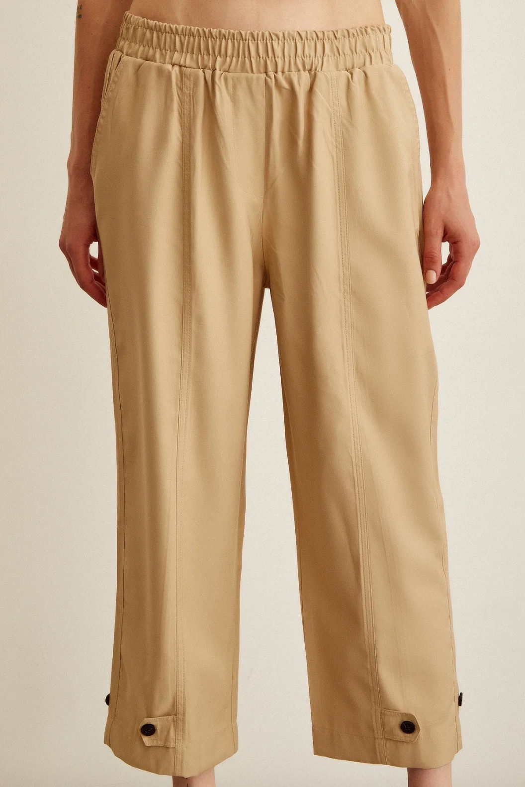 بنطلون واسع مرن بيج