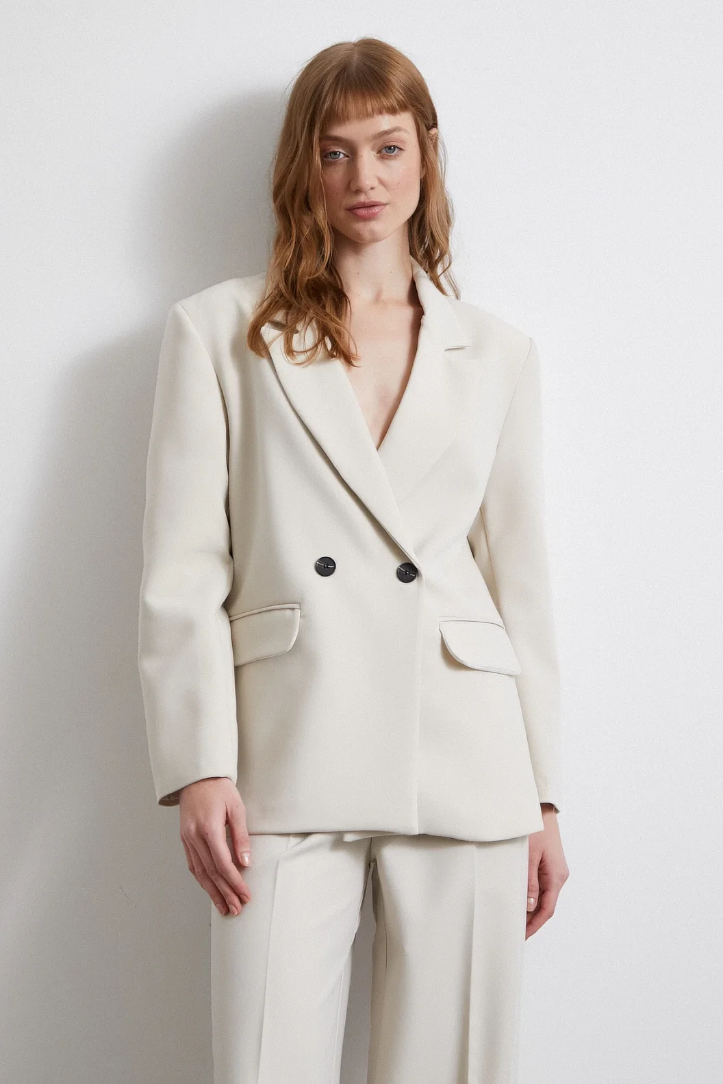 السترة بوليفيسكو الكلاسيكية العظام