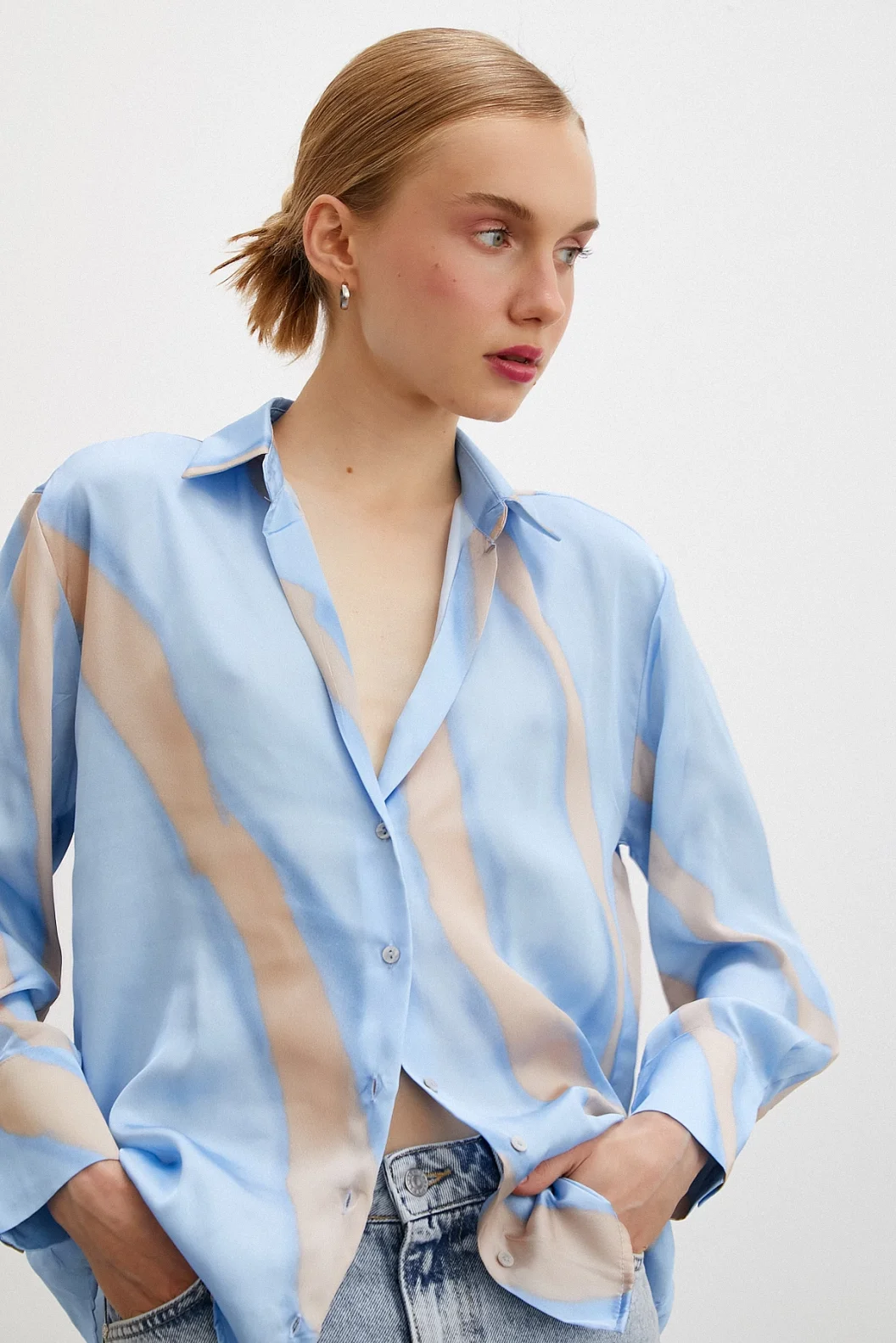 Patterned V Neck Satin Shirt Blue