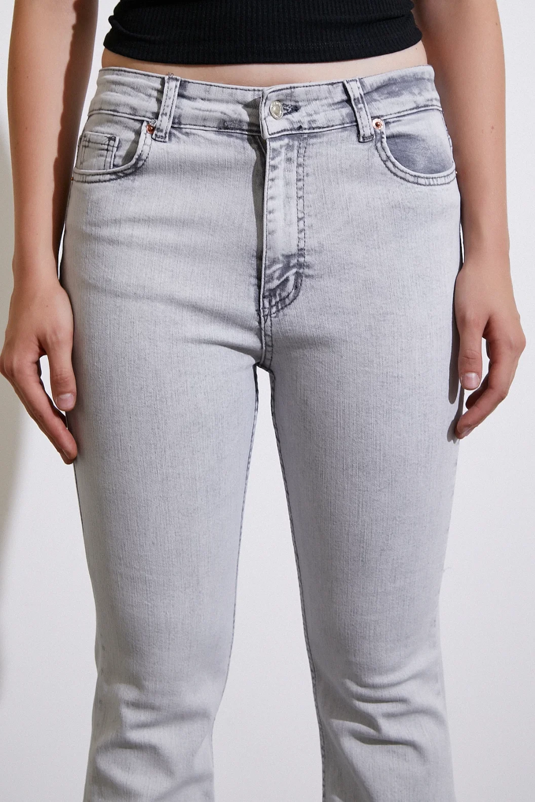 High Waist Wide Leg Jeans in Gray