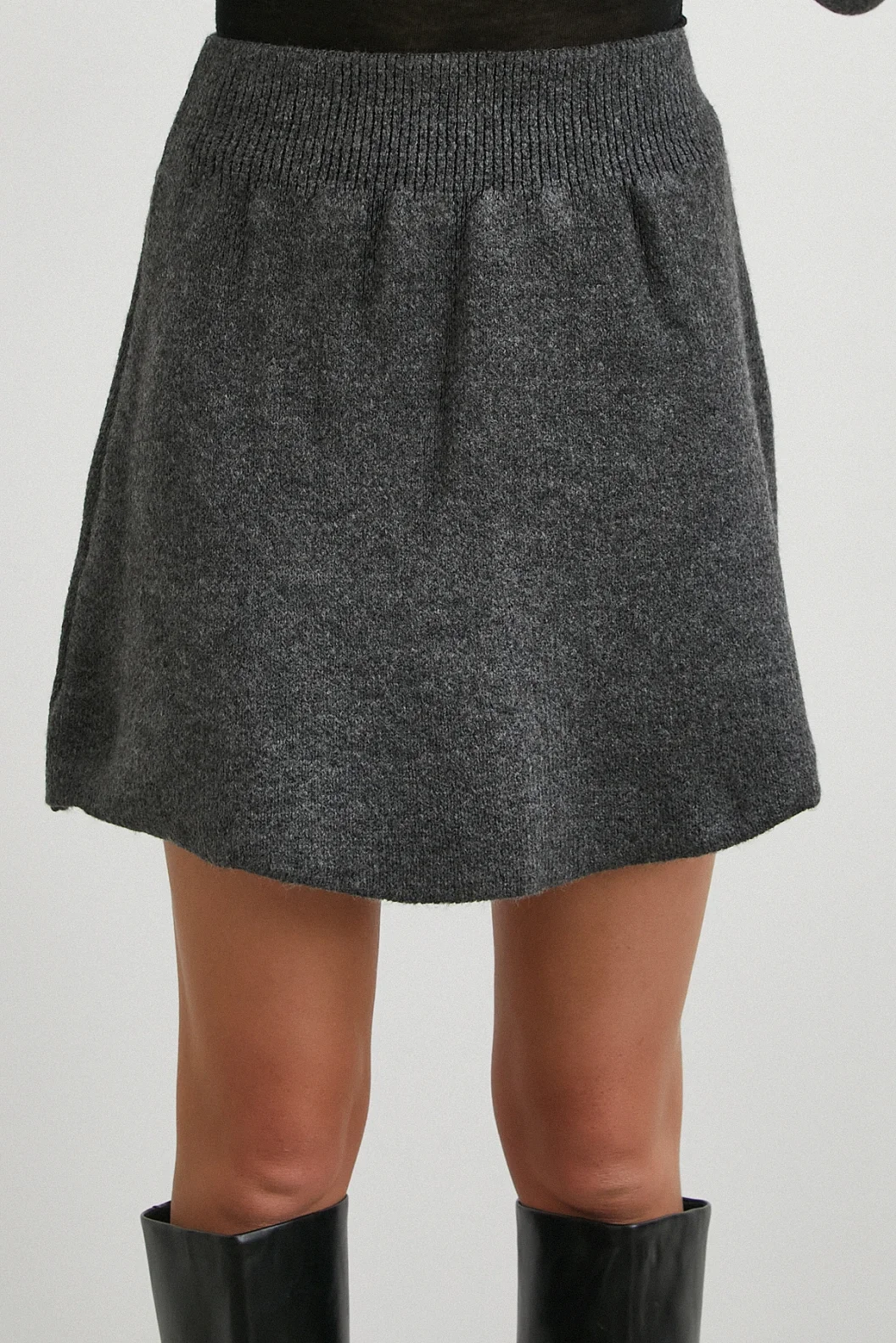 Hırka Etek Triko Takım Antirasit