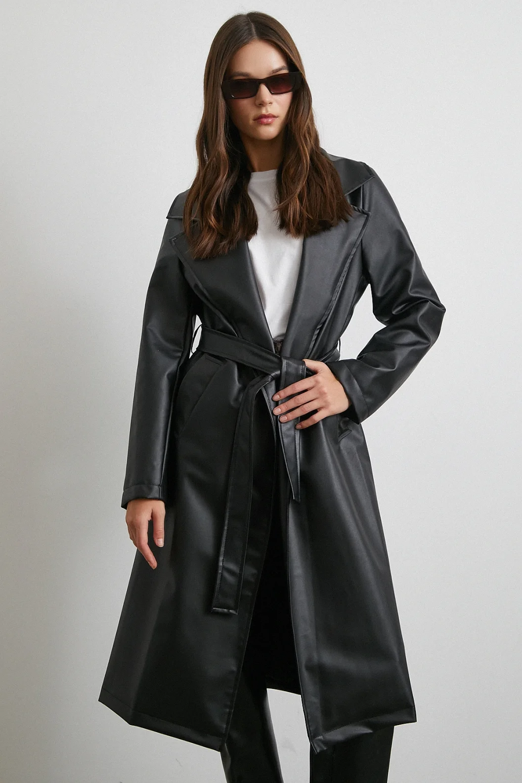 Kuşaklı Deri Pardesü Siyah