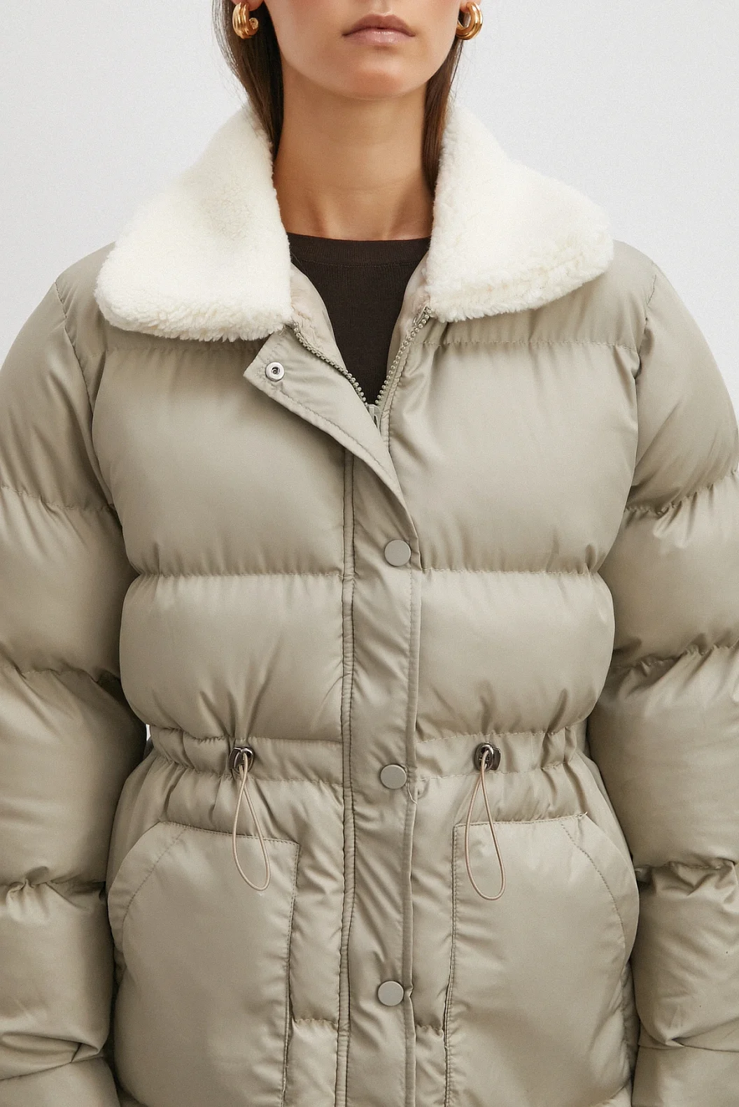 Kürk Yakalı Şişme Mont Bej