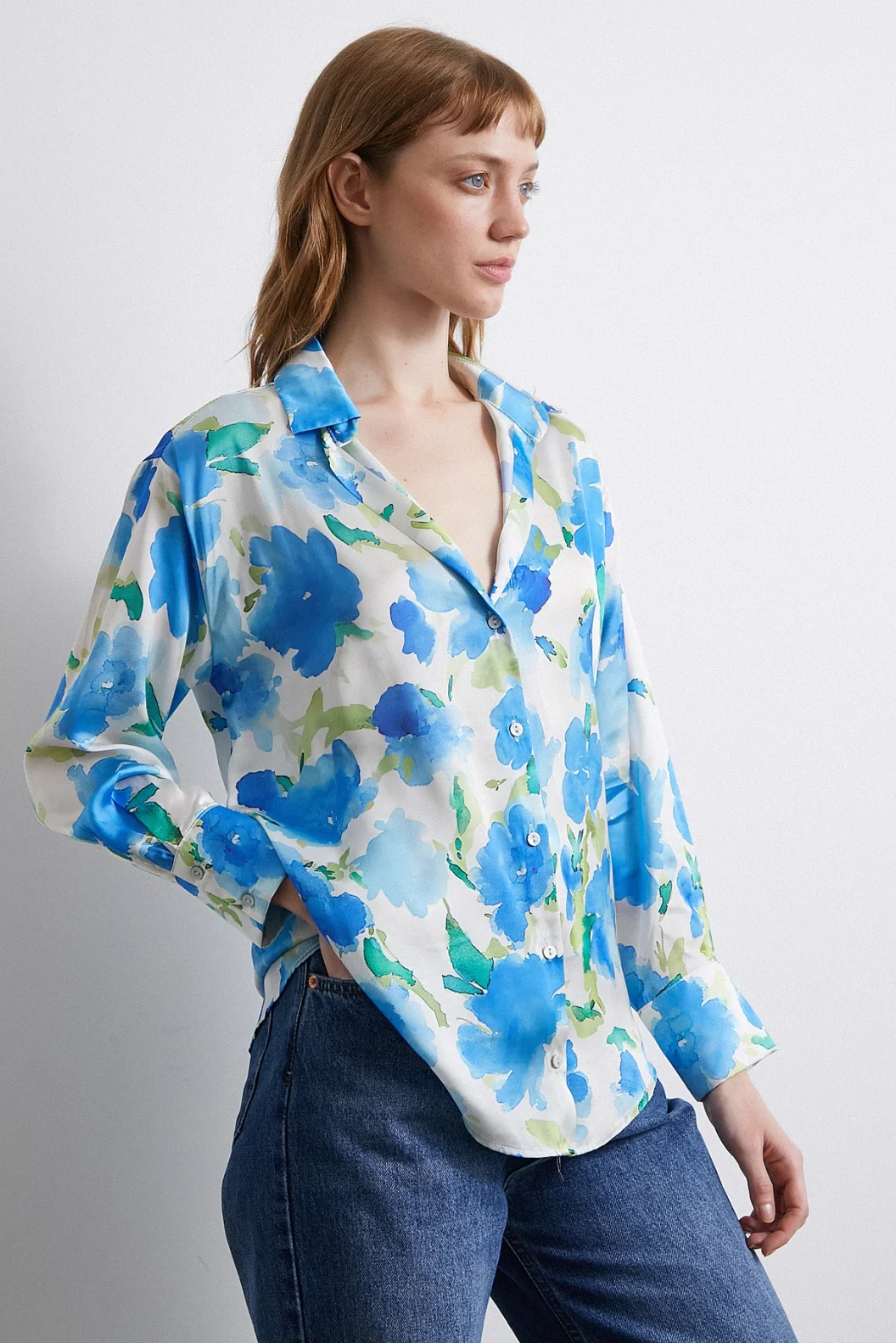 Multi-Colored Flower Patterned Shirt Navy