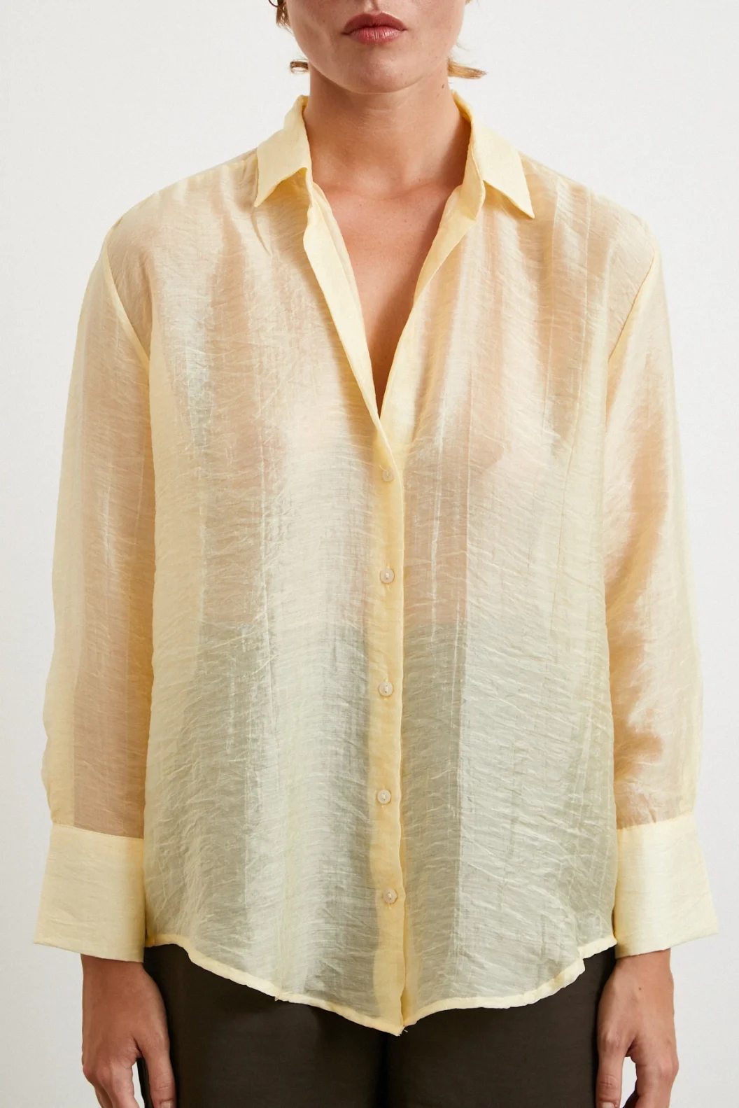 Modal Basic V Yaka Gömlek Sarı