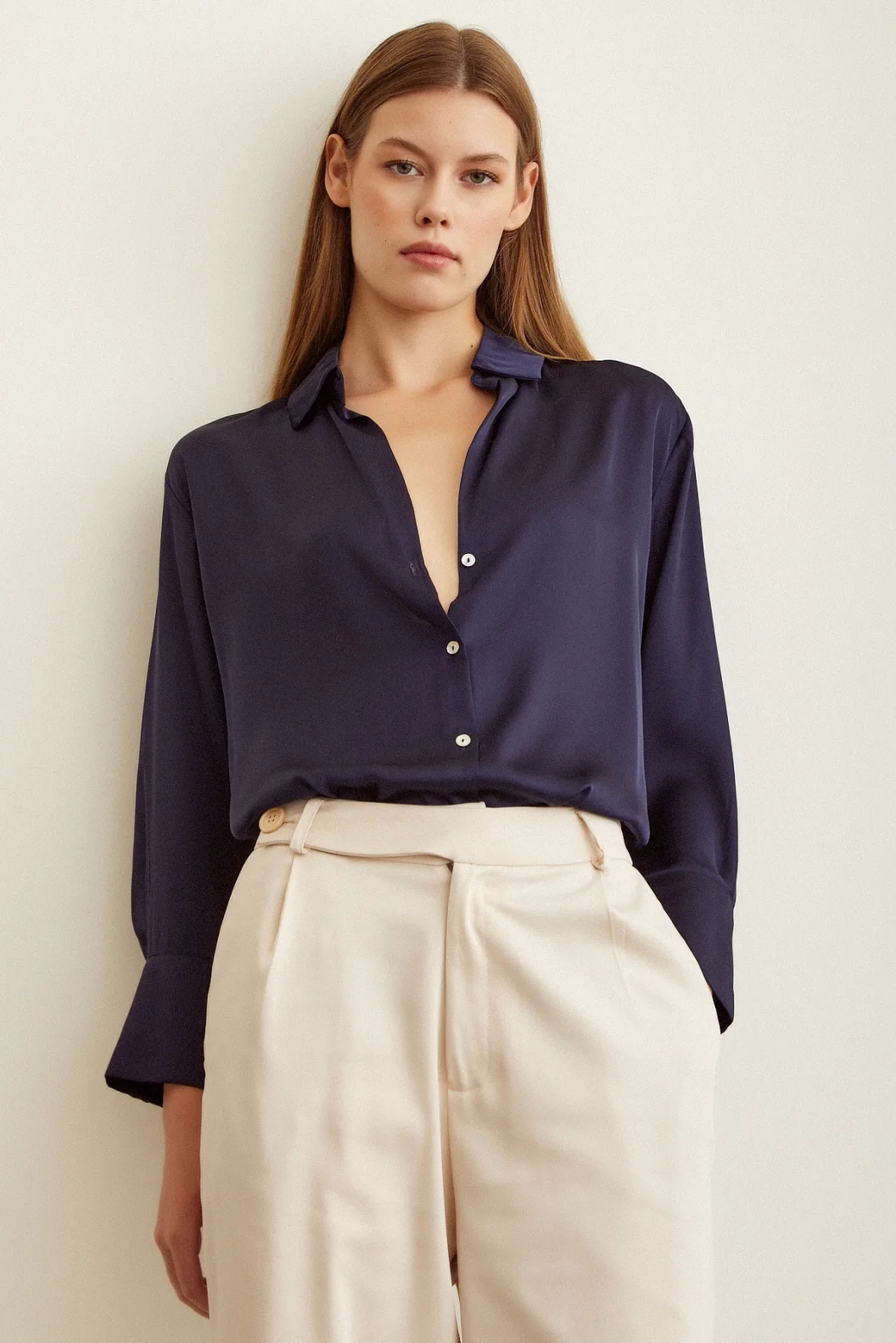 Basic قميص ساتان أزرق