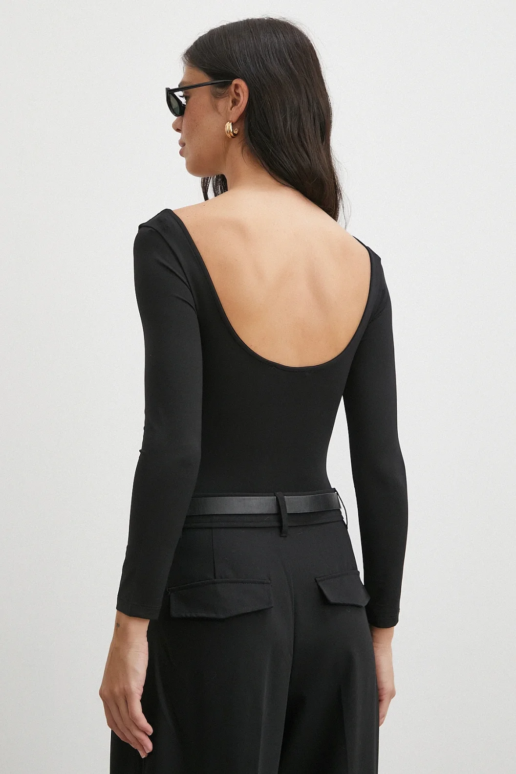 U Yaka Uzun Kollu Çıtçıtlı Bodysuit Siyah