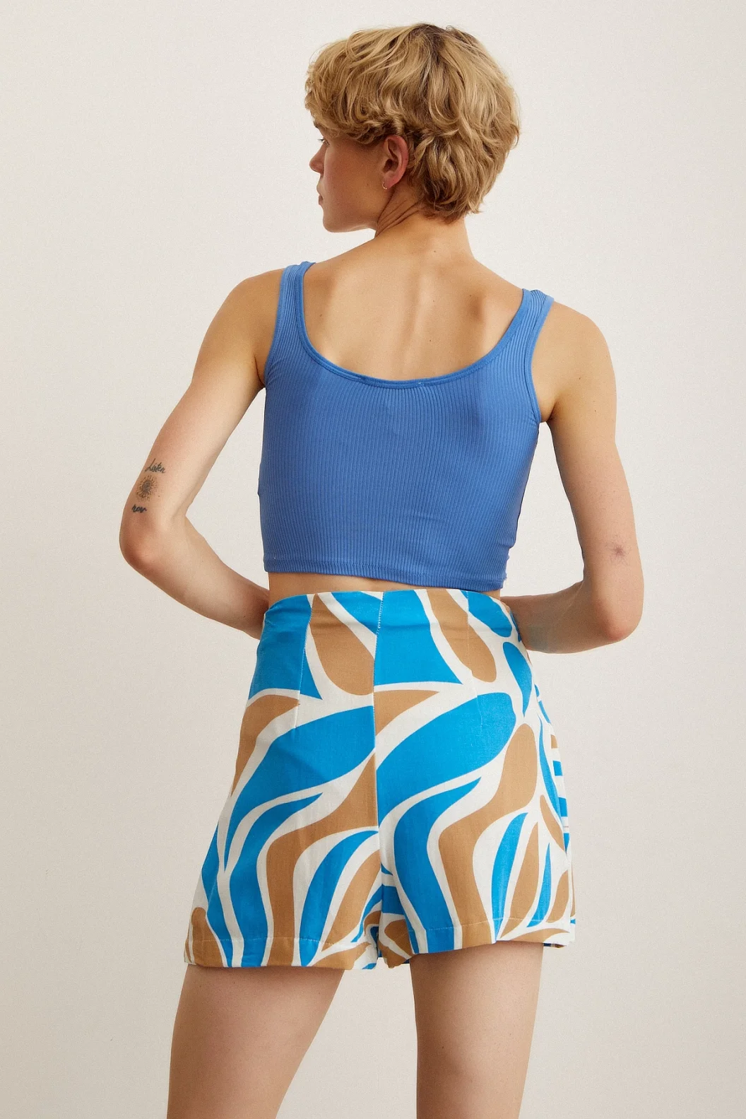 قميص كروب بحمالات - أزرق