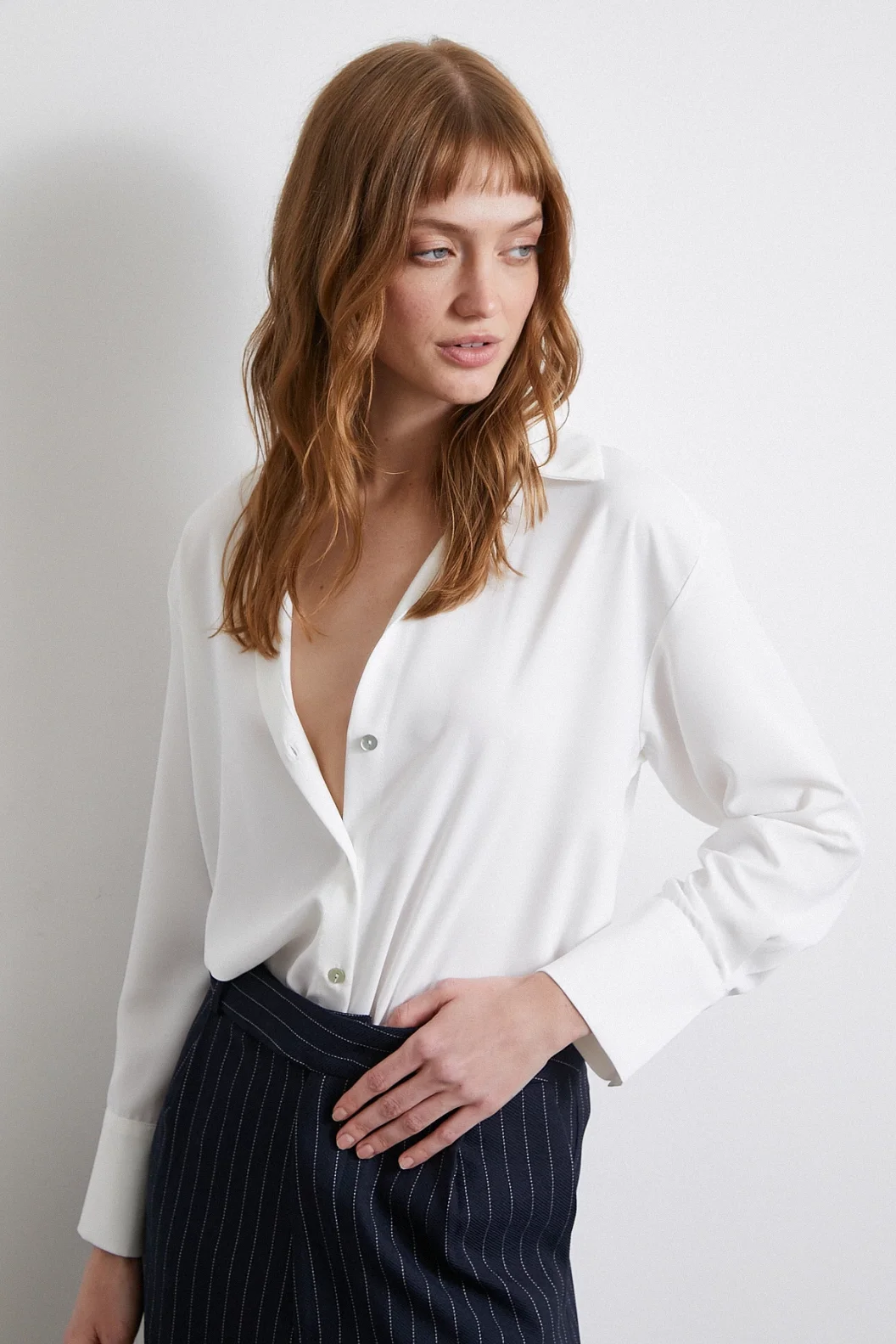 Klassische Satinbluse Ecru