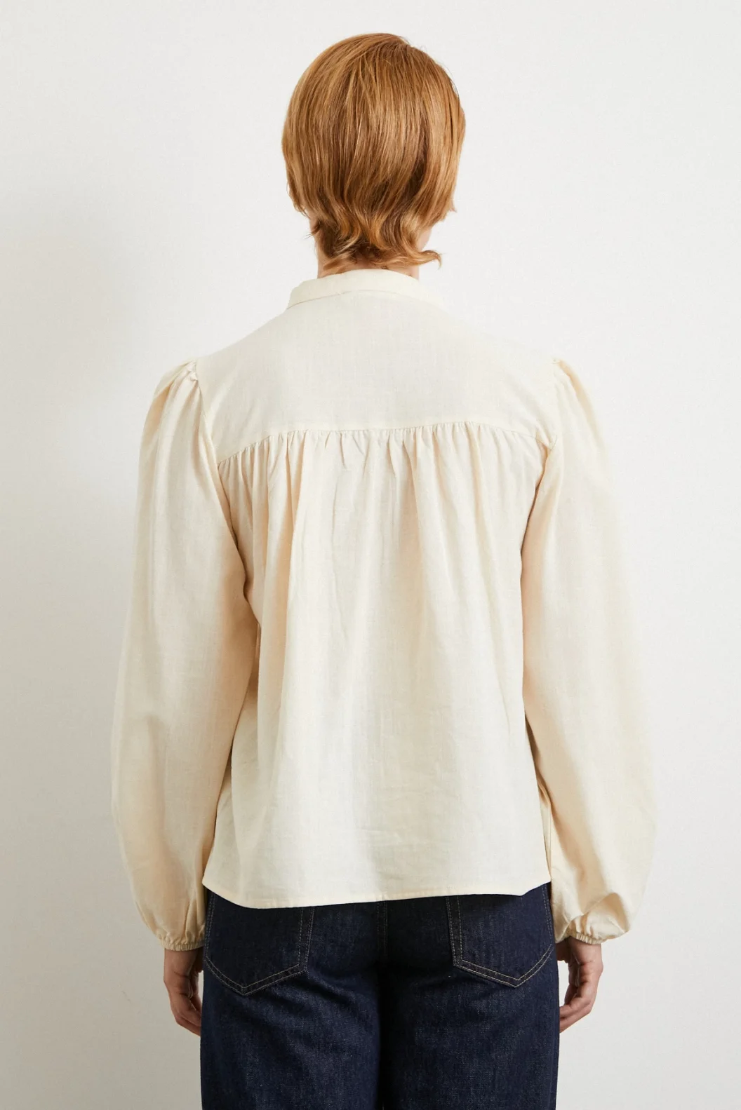 Fein Spitzen-Detailbluse in Creme