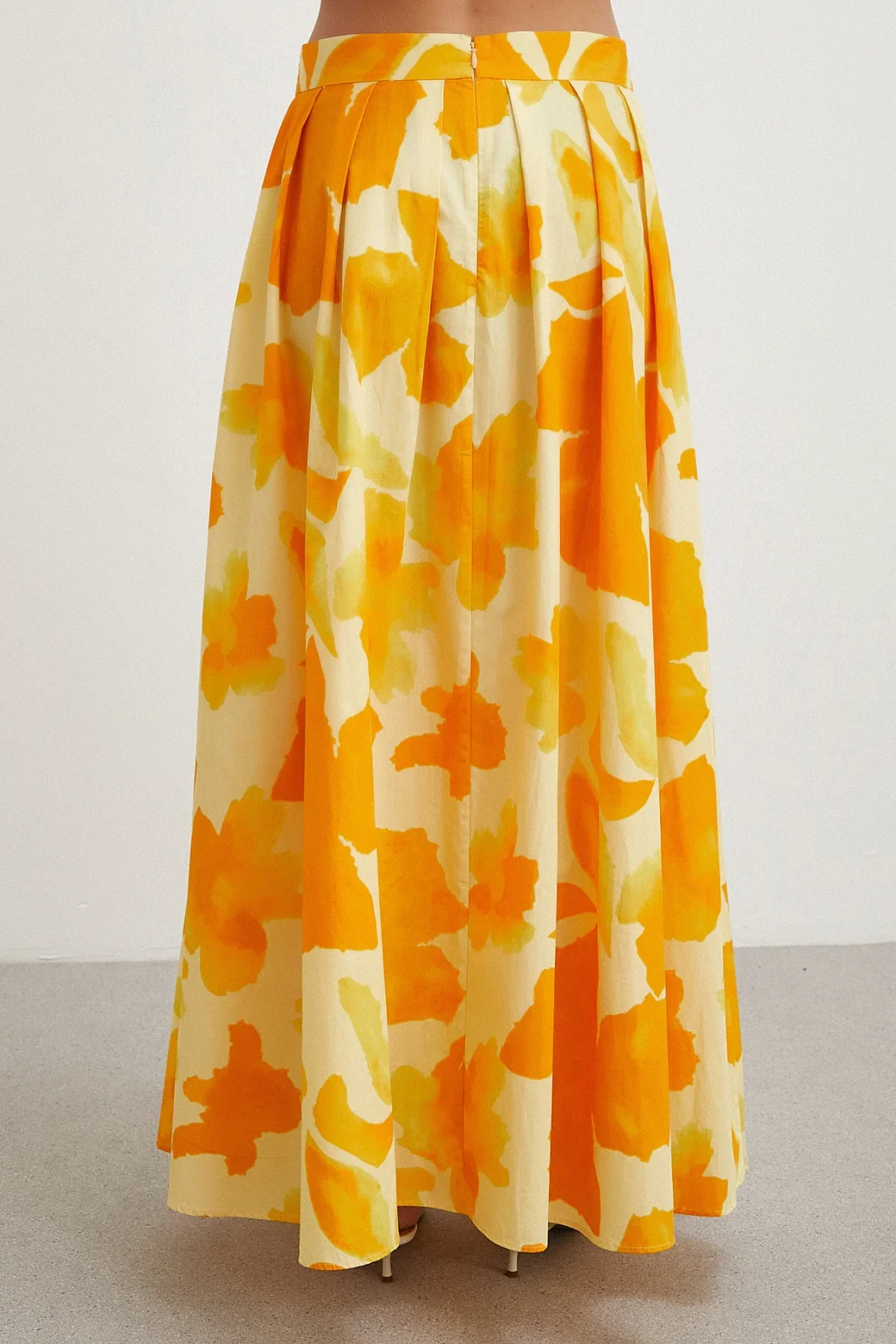 Elastic Waistband Batik Patterned Pleated Skirt Yellow