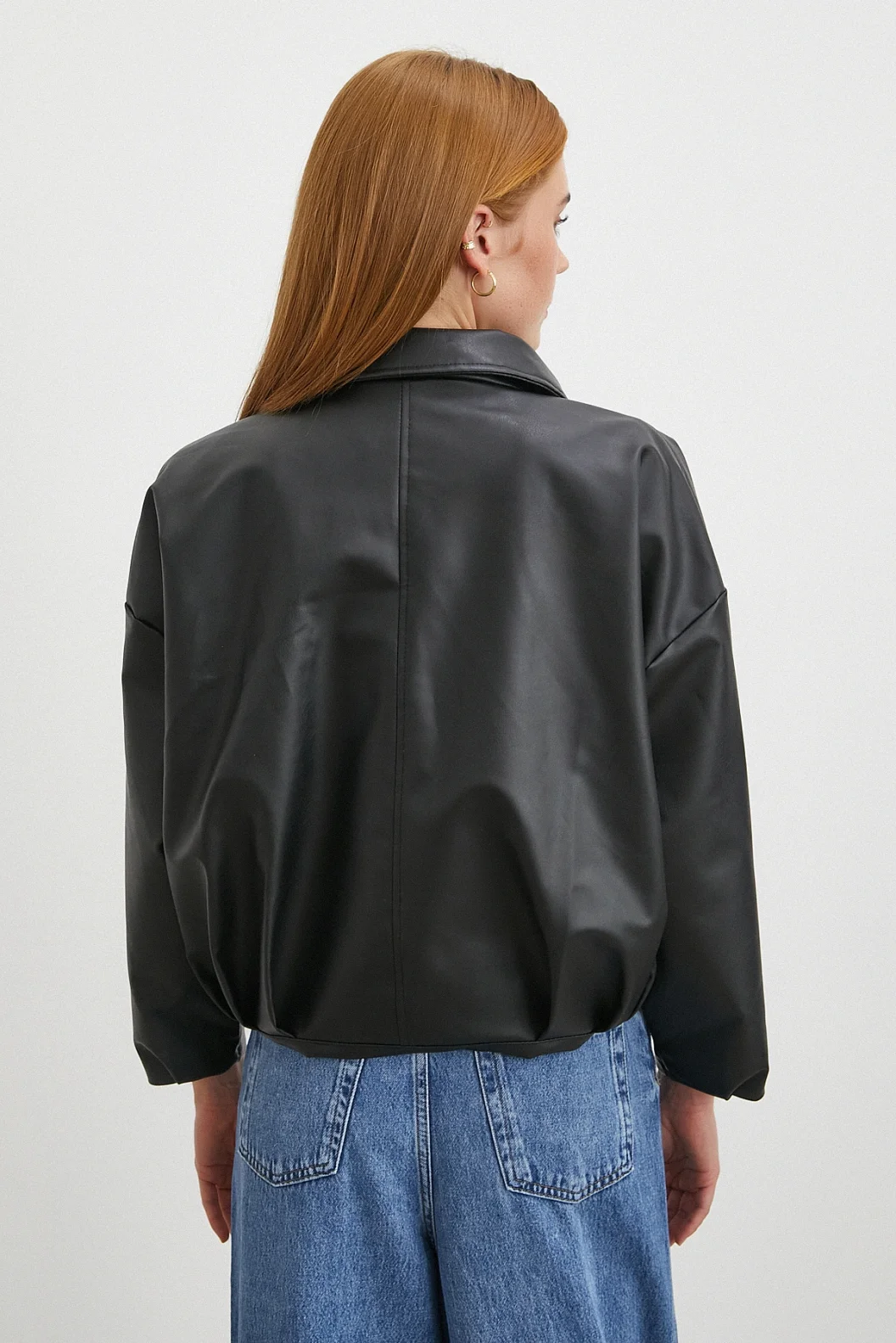 Yakalı Kemer Detaylı Deri Ceket Siyah