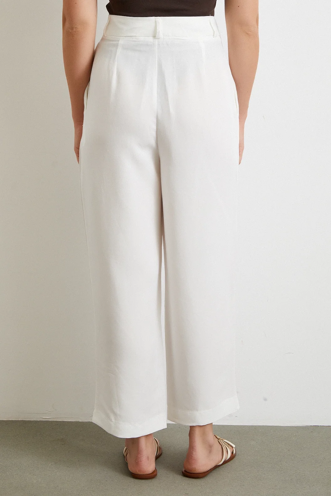 بنطلون قماش لين بجيبين