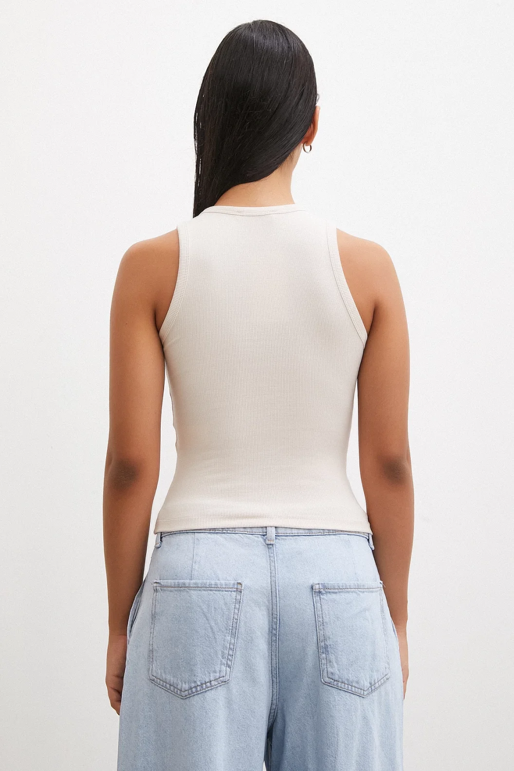 معطف رمادي اللون بياقة دراجة