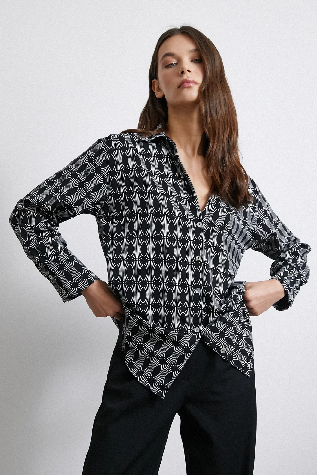 Geometric Patterned Shirt Black