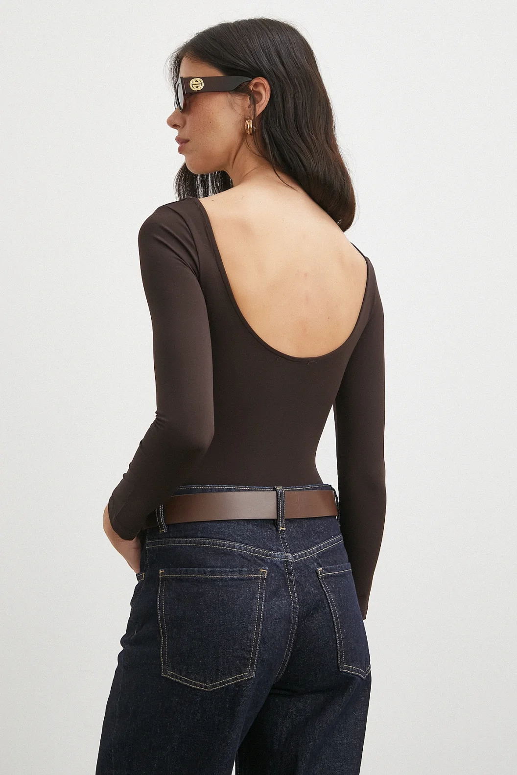 U Yaka Uzun Kollu Çıtçıtlı Bodysuit Kahve