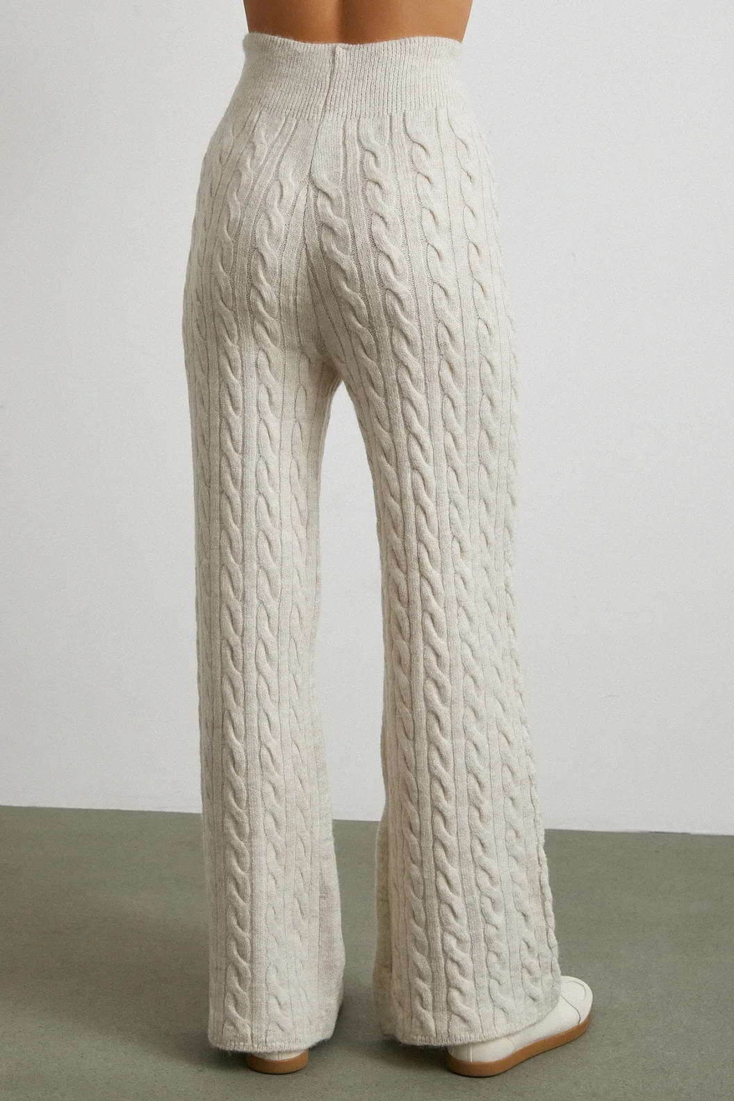 Desenli Şardonlu Triko Takım Ekru