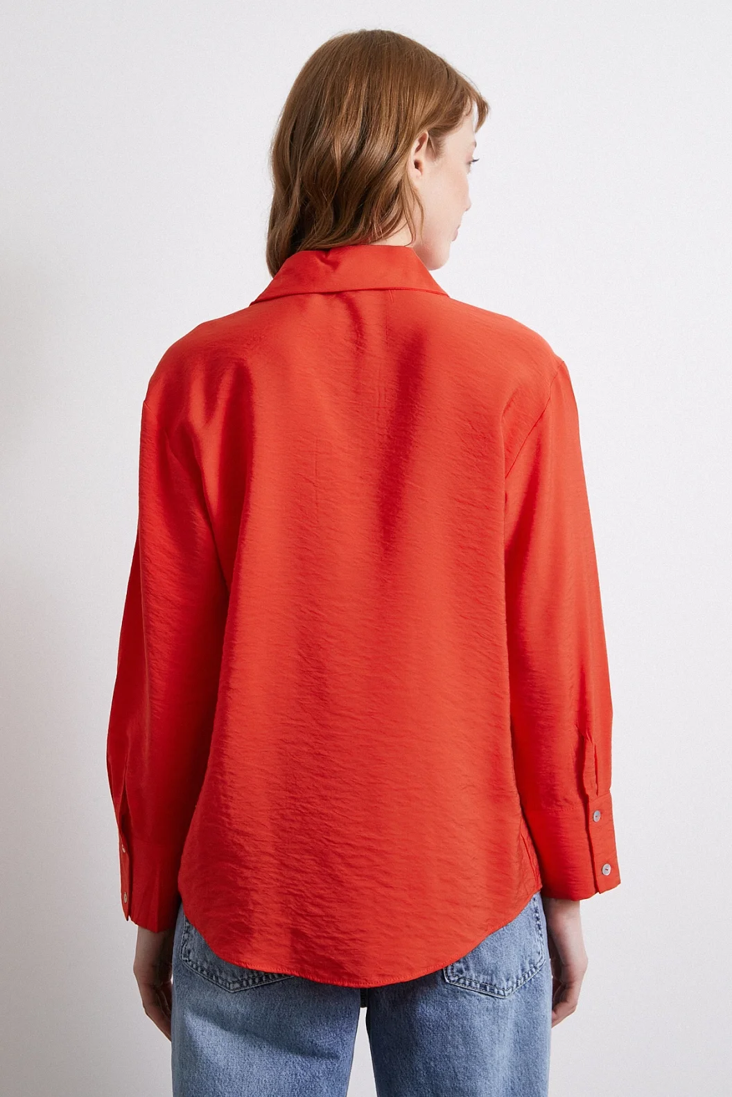 قميص فيسكوز بسيط أحمر