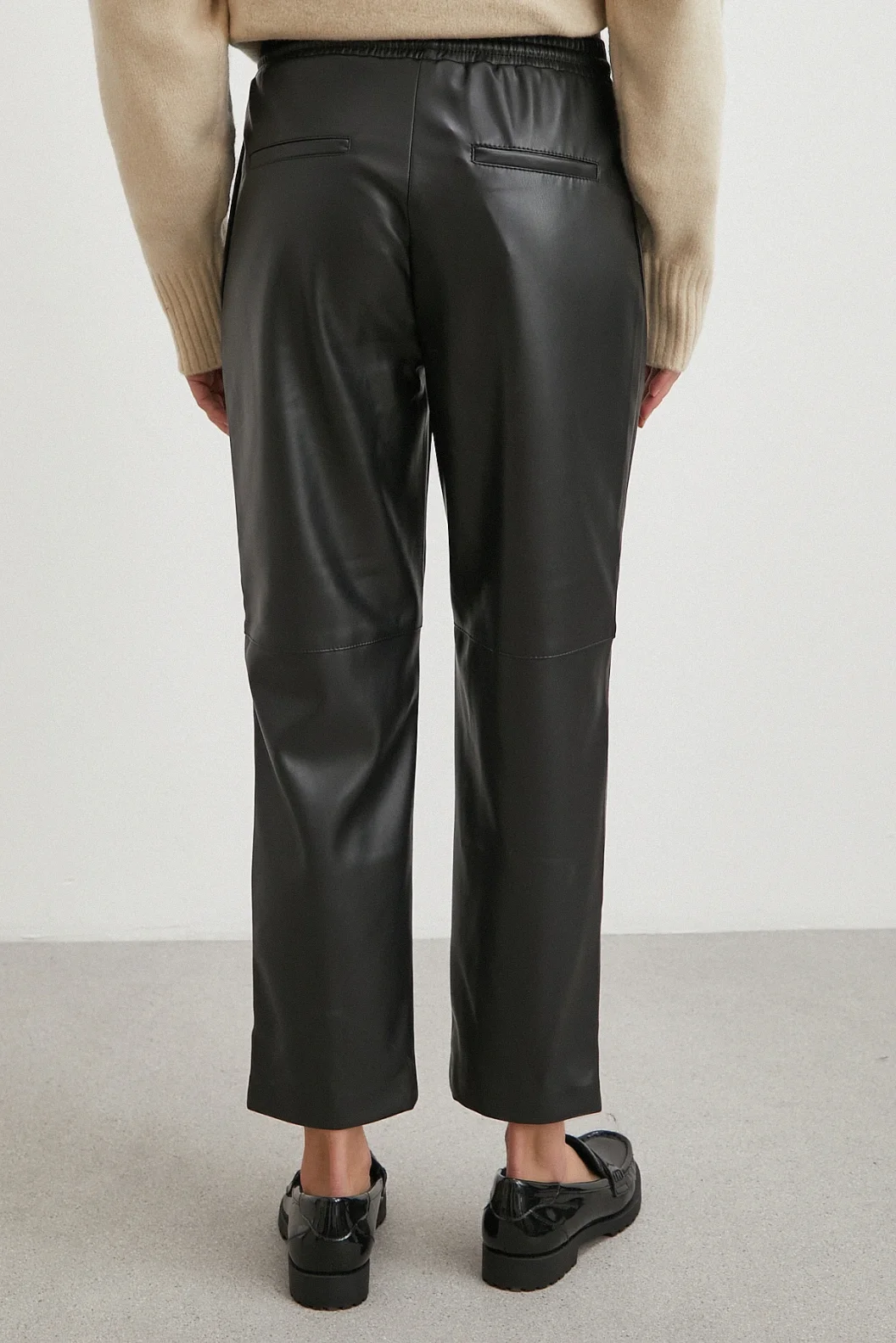 Kemerli Lastikli Deri Pantolon Siyah