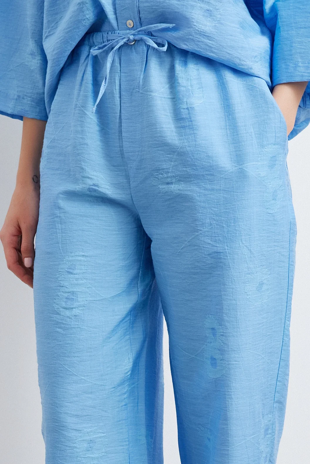 Arka Cepli Salaş Pantolon Mavi