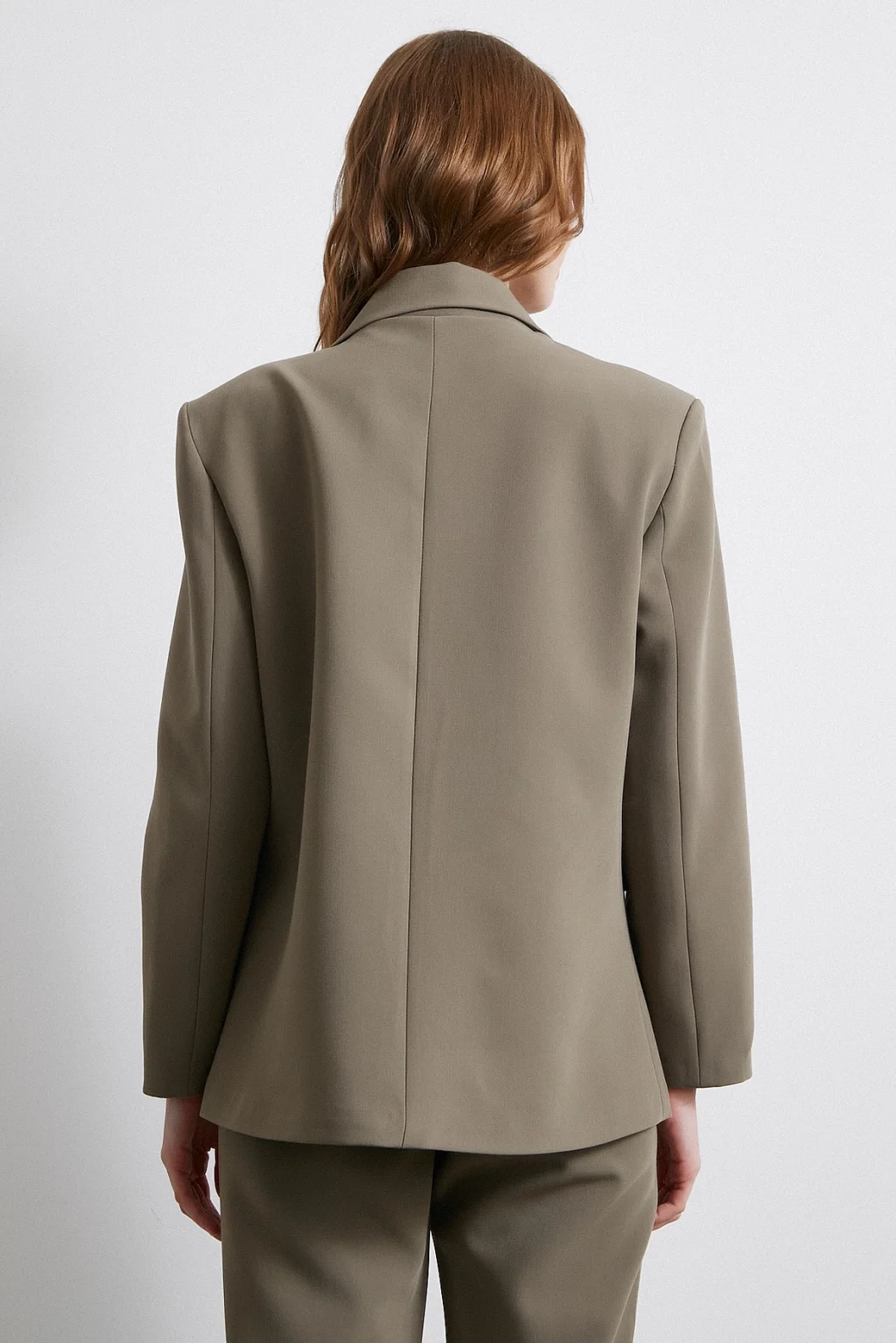 سترة بوليفيسك كلاسيكية بلون كاكي