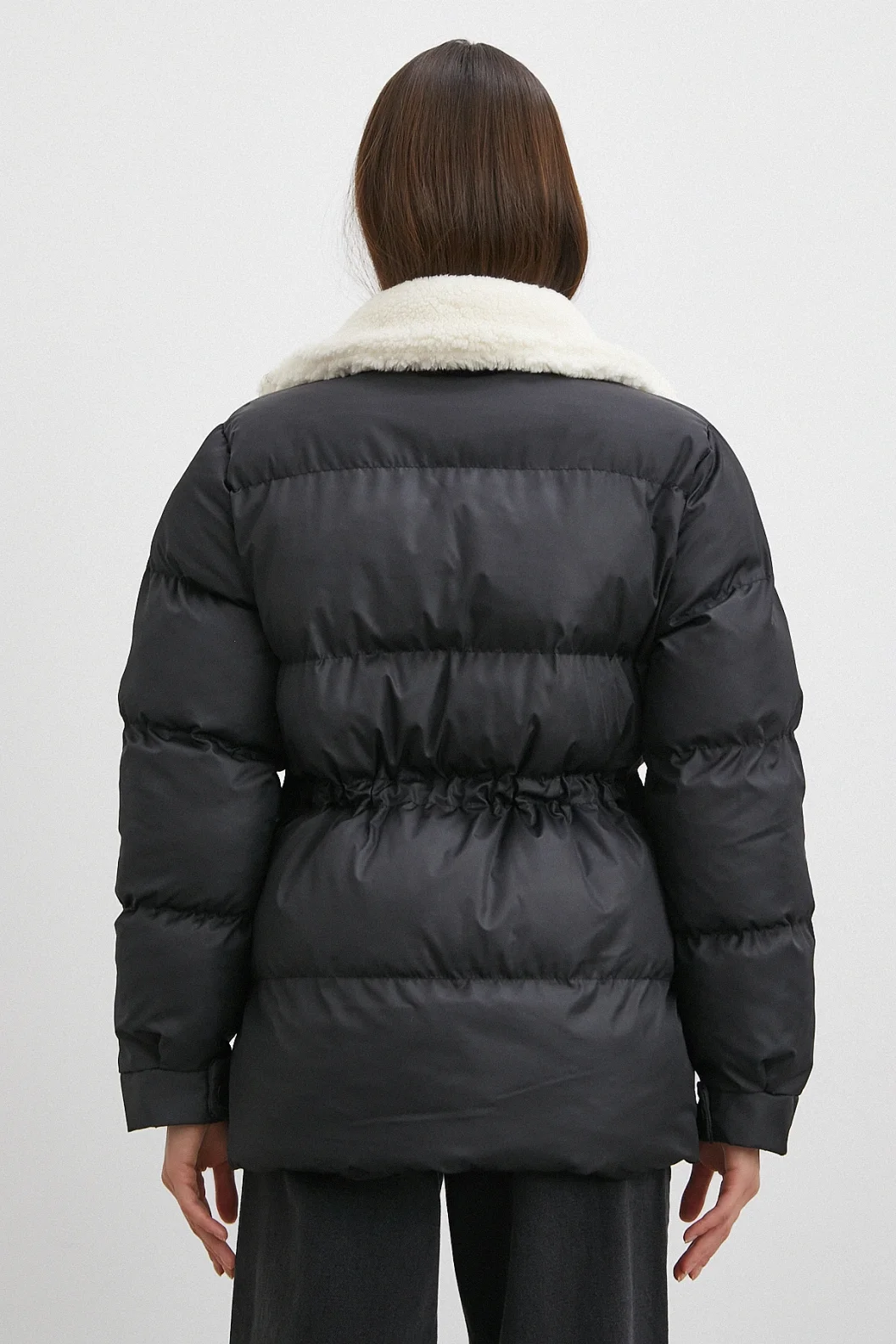 Kürk Yakalı Şişme Mont Siyah