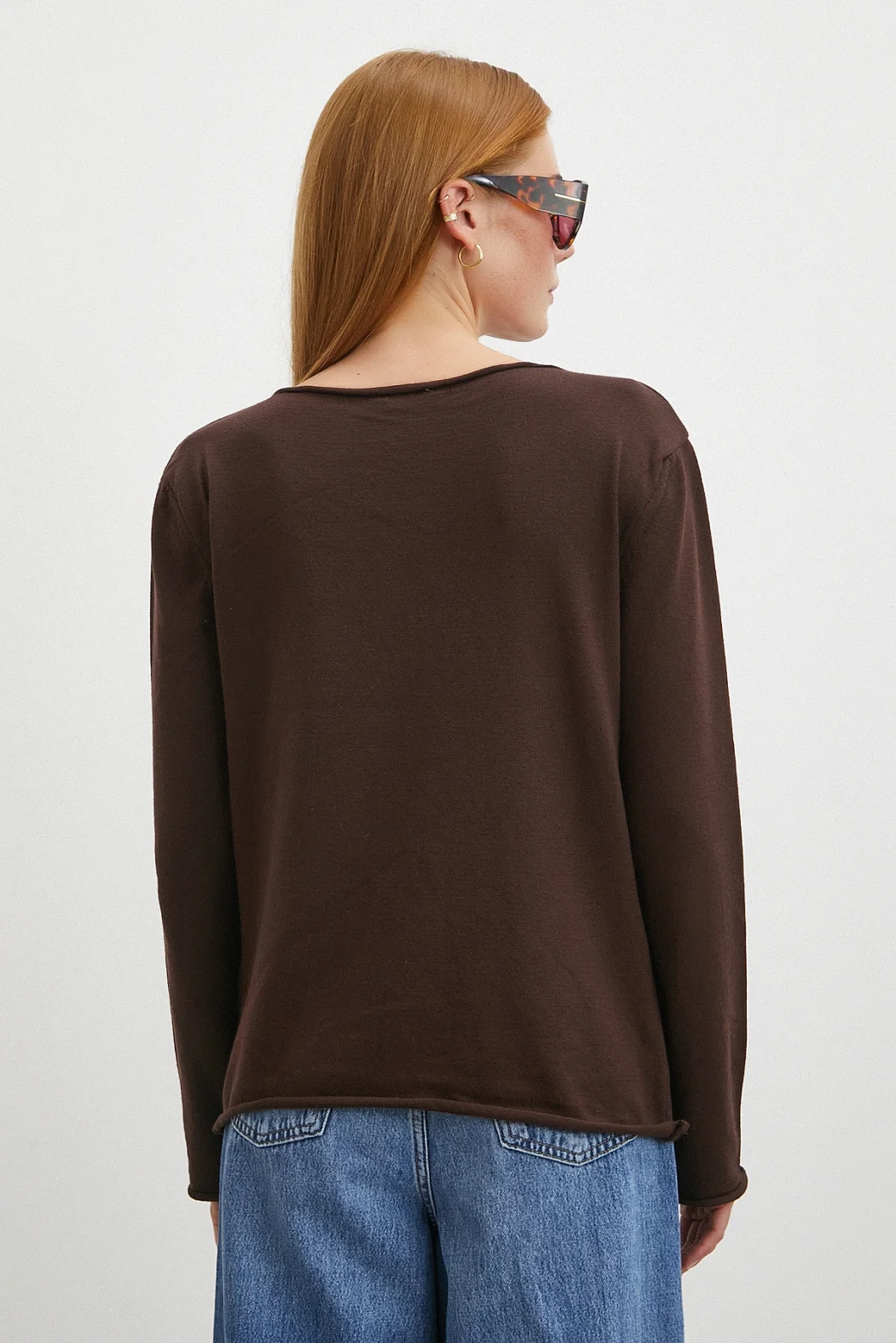 Kayık Yaka Uzun Kol Kazak Kahve