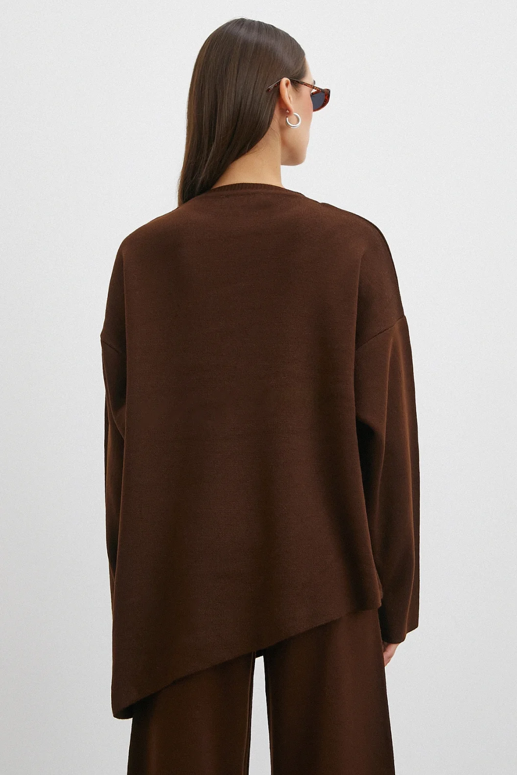 Eteği Çapraz Pantolonlu Bisiklet Yaka Takım Kahve