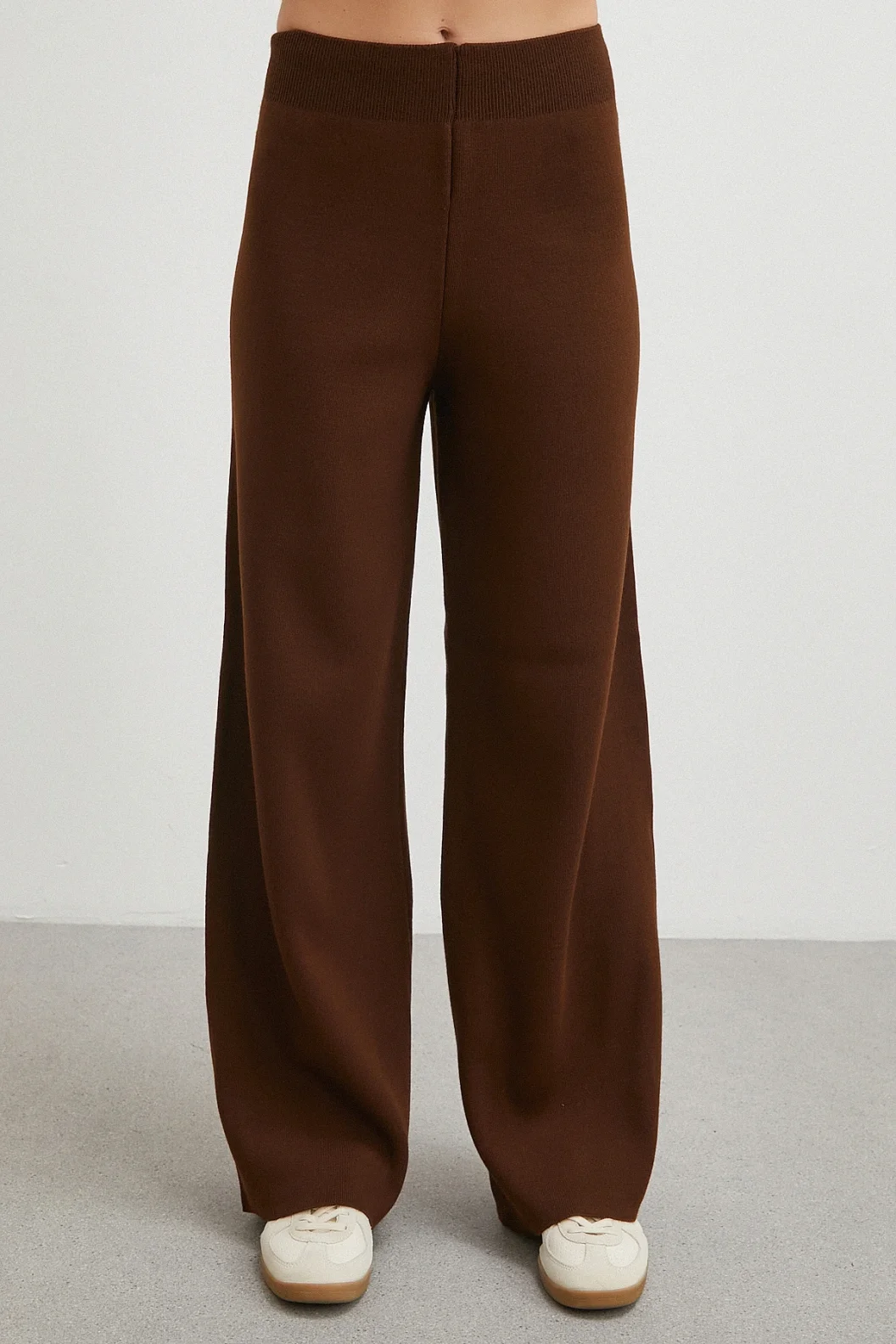 Çıtçıtlı Pantolonlu Triko Takım Kahve