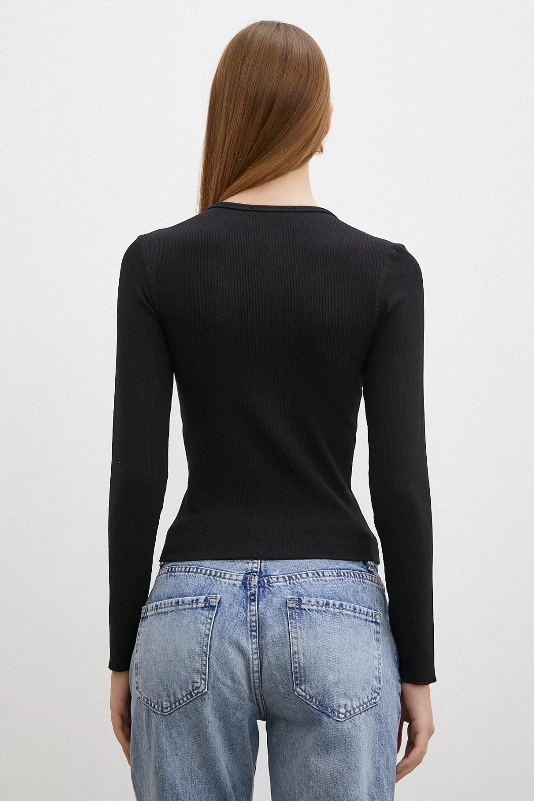 قميص كورسيه بأزرار أمامية أسود