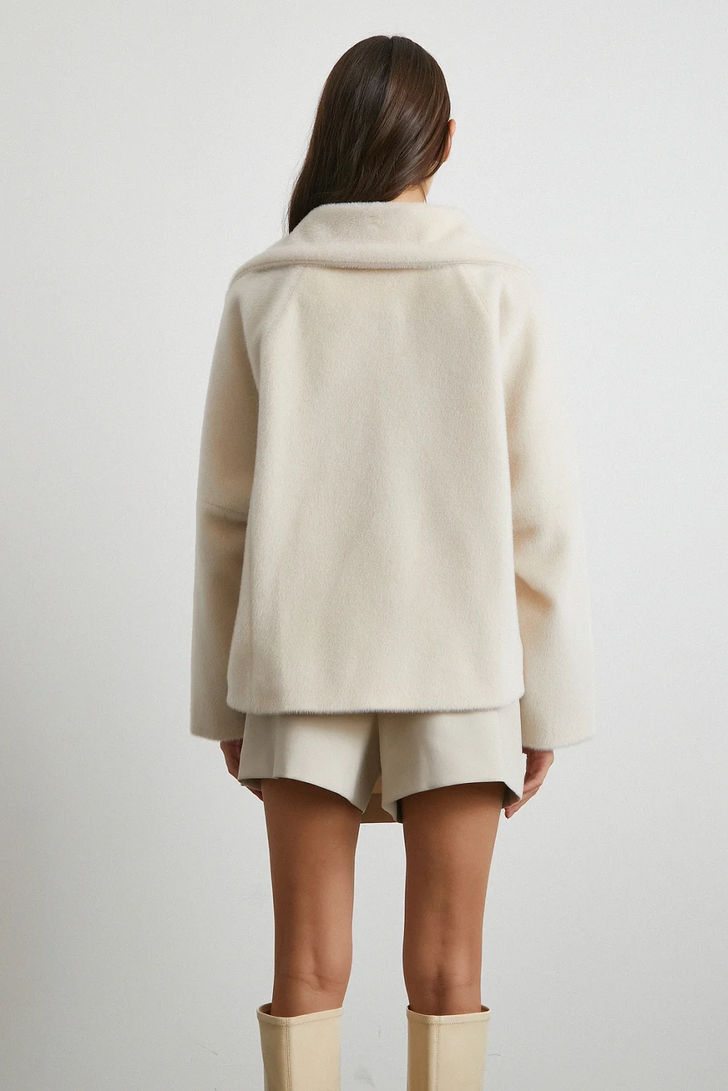 Reglan Tay Flok Mont Bej