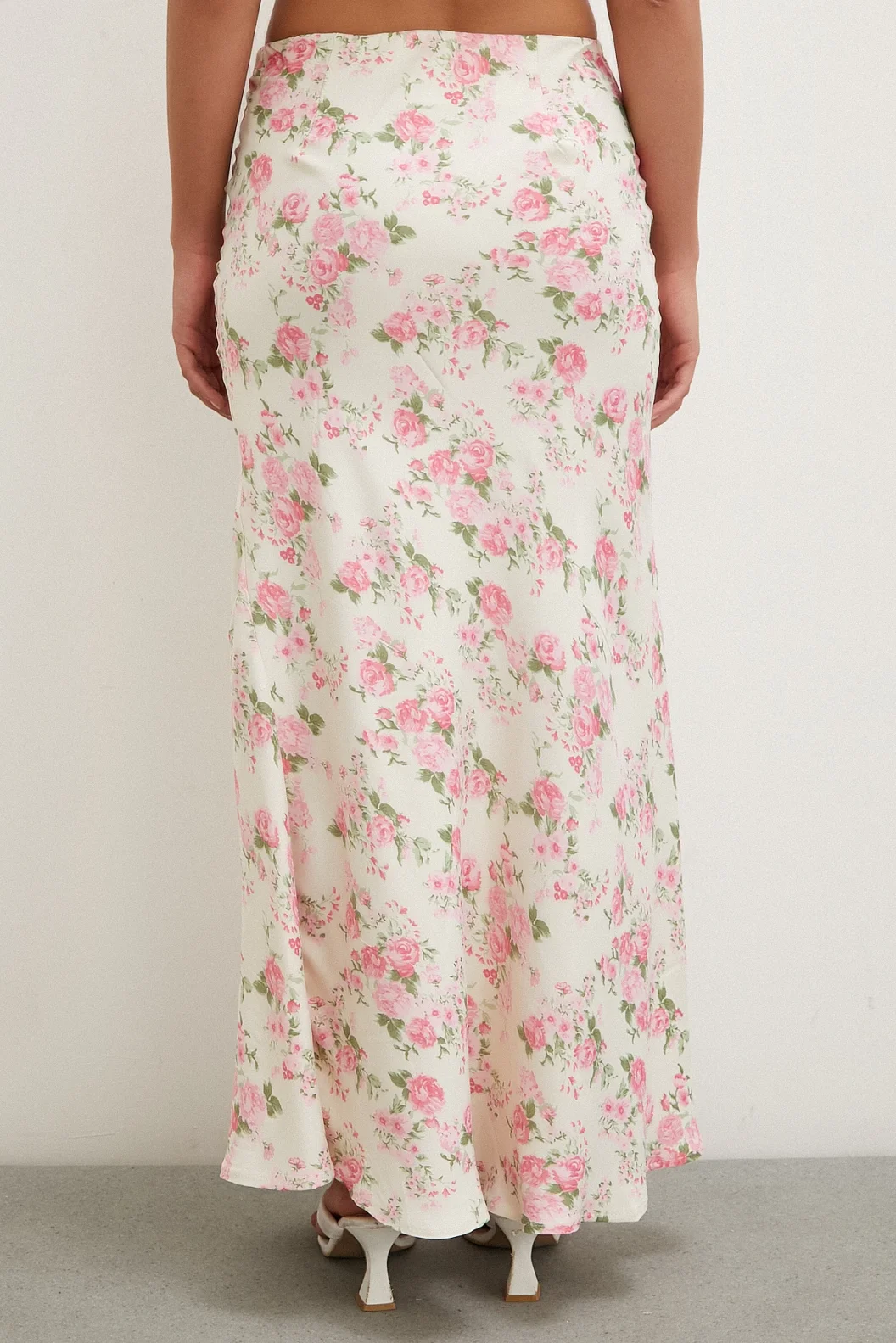 Çiçek Desenli Saten Etek Lila