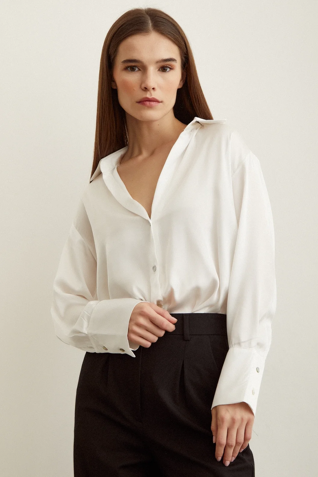 Basic Satin Bluse gebrochenes Weiß