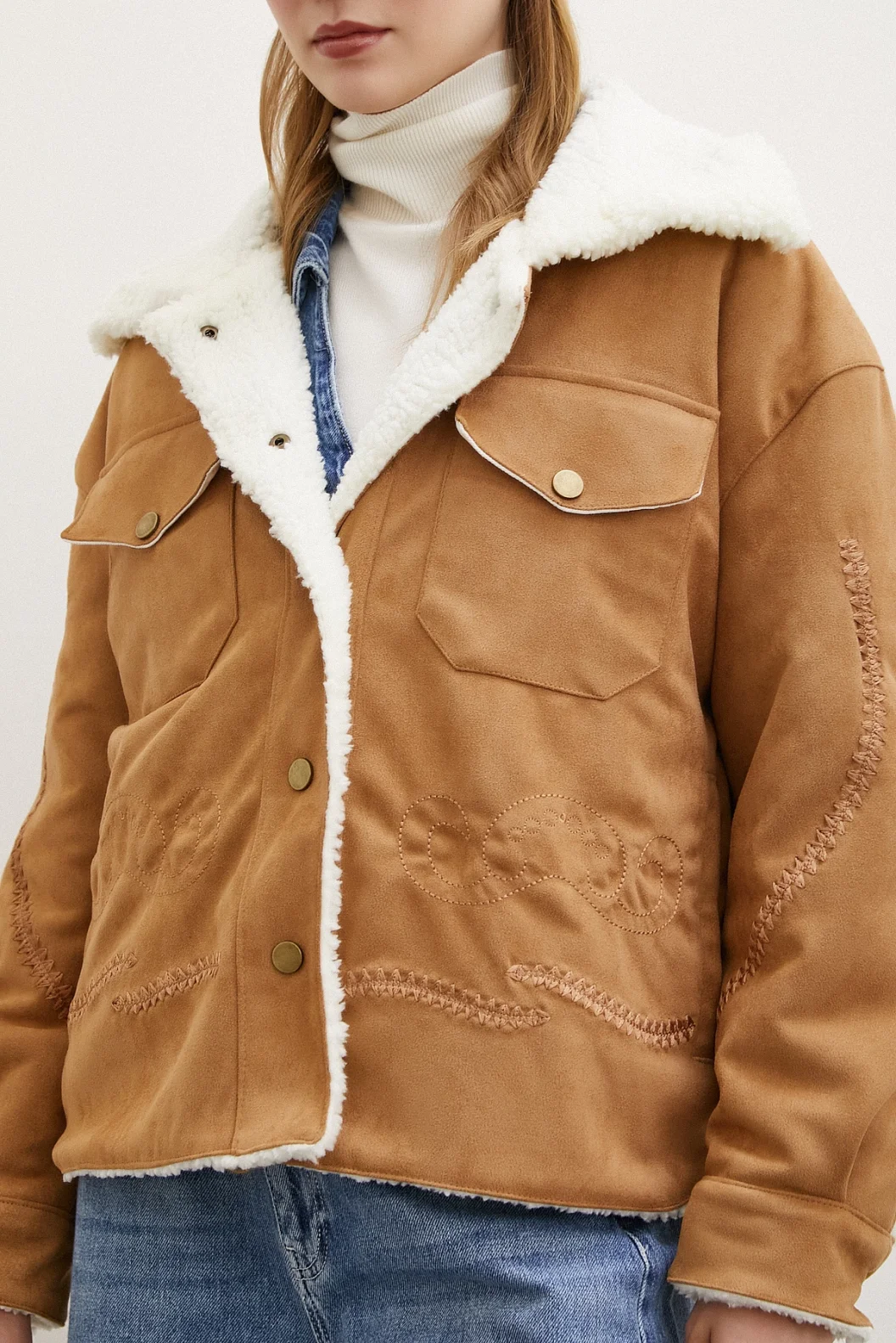 Suede Inside Plush Jacket in Taba