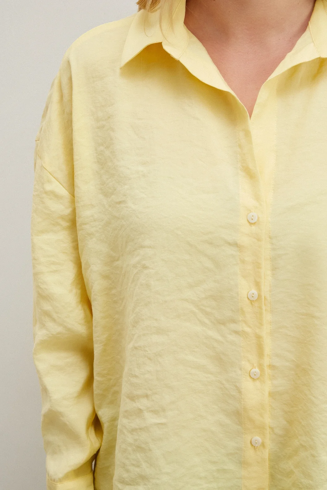 Dökümlü Oversize Modal Gömlek Sarı